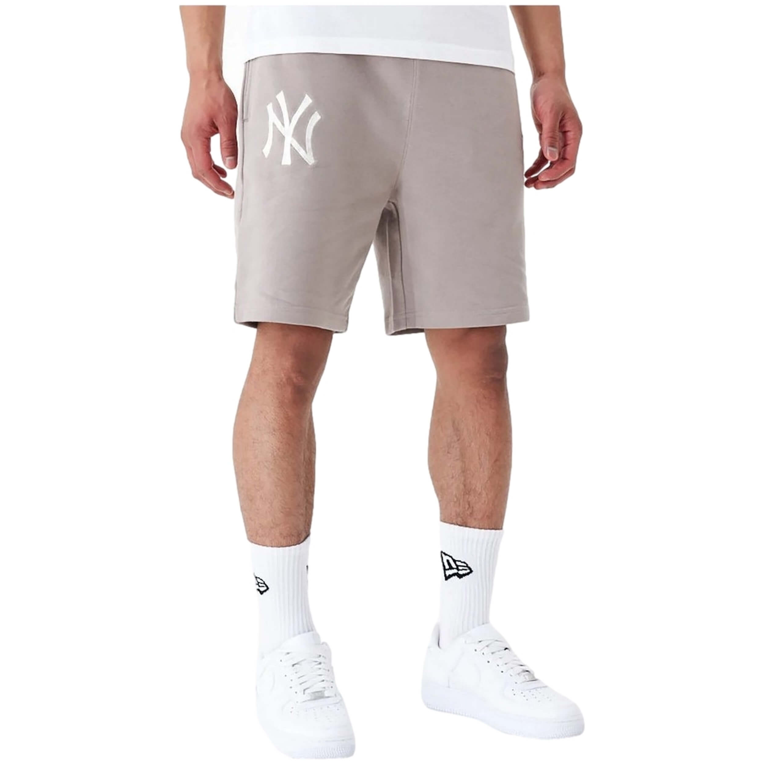 Pantalones marca New Era modelo 60435549-230 para hombre en color marrón