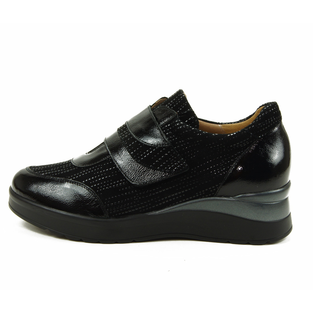 Pie Santo mod. 245752 zapato casual para mujer en piel natural, velcro