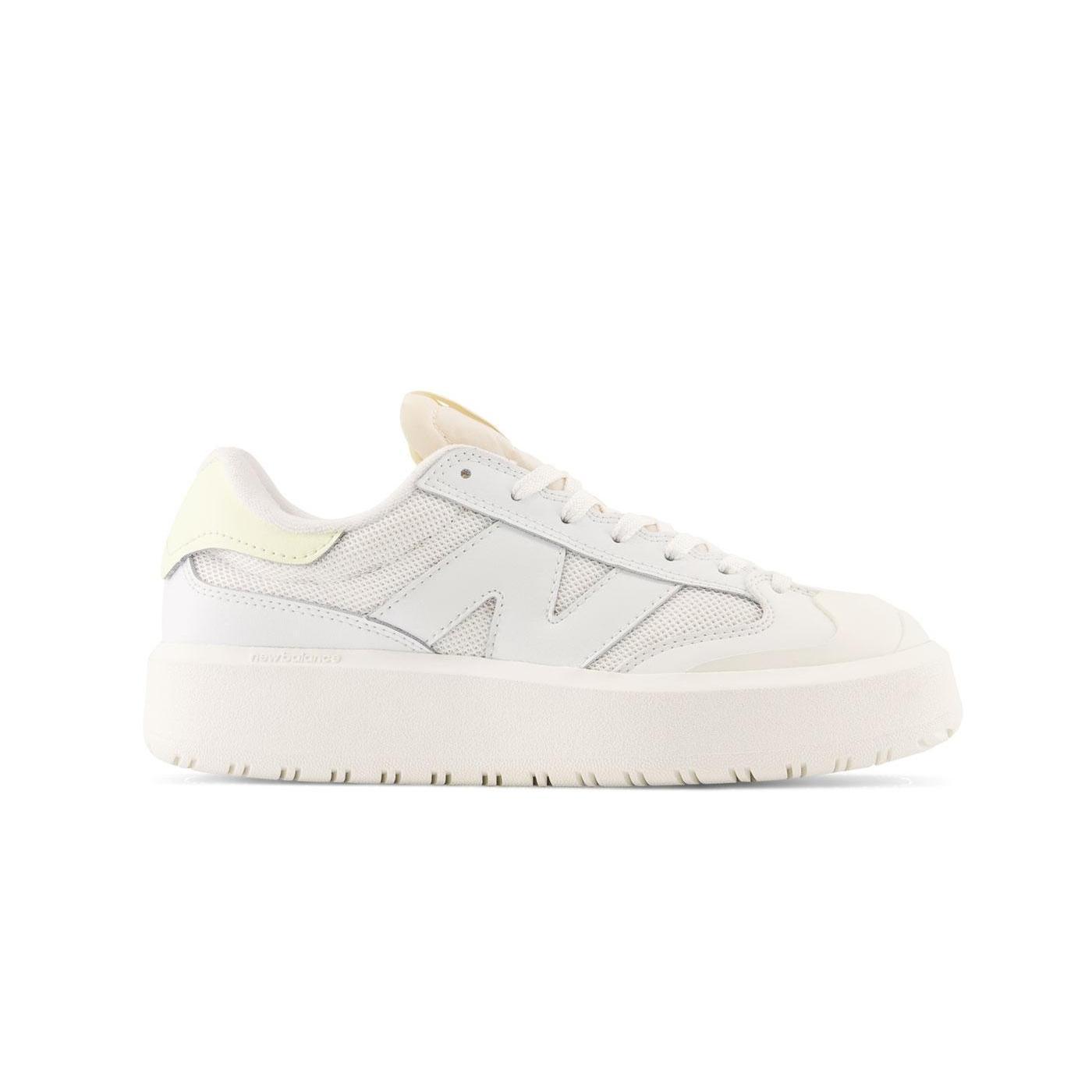 Zapatillas new balance ct302of blanco amarillo de mujer.