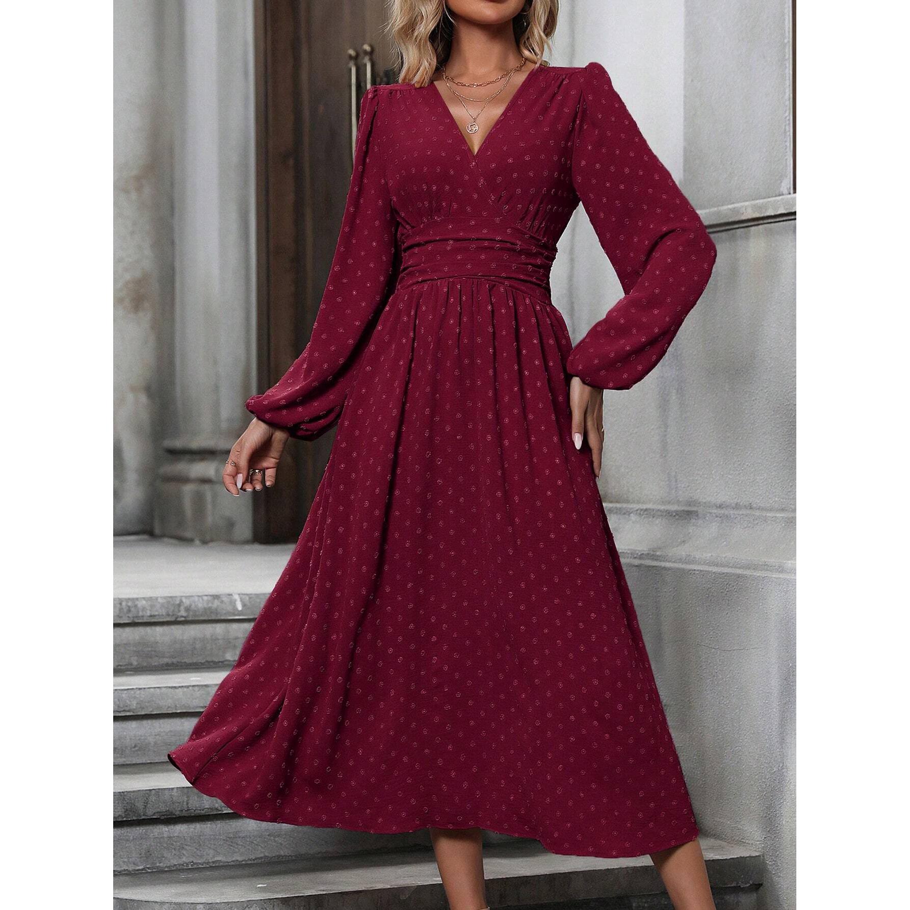 TK Vestido largo de otoño e invierno para mujer, nuevo vestido bohemio plisado de cintura alta con lunares suizos, cuello en V y manga larga para vacaciones, otoño e invierno 2025