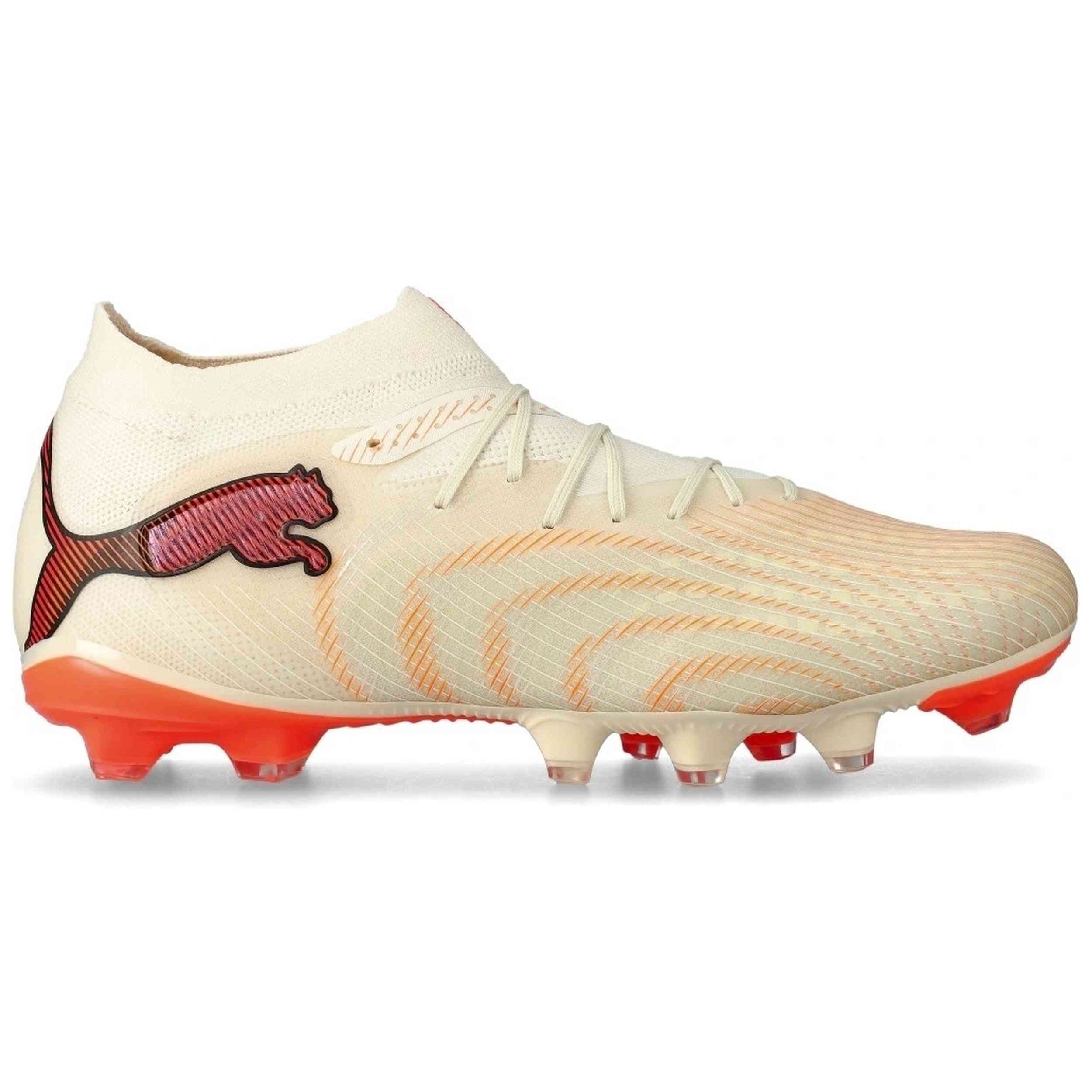 Botas De Futbol Puma modelo Future 9 Pro FG "Sugared Almond-PUMA White-Ultra Red-PUMA Black" para hombre y mujer en color Beige