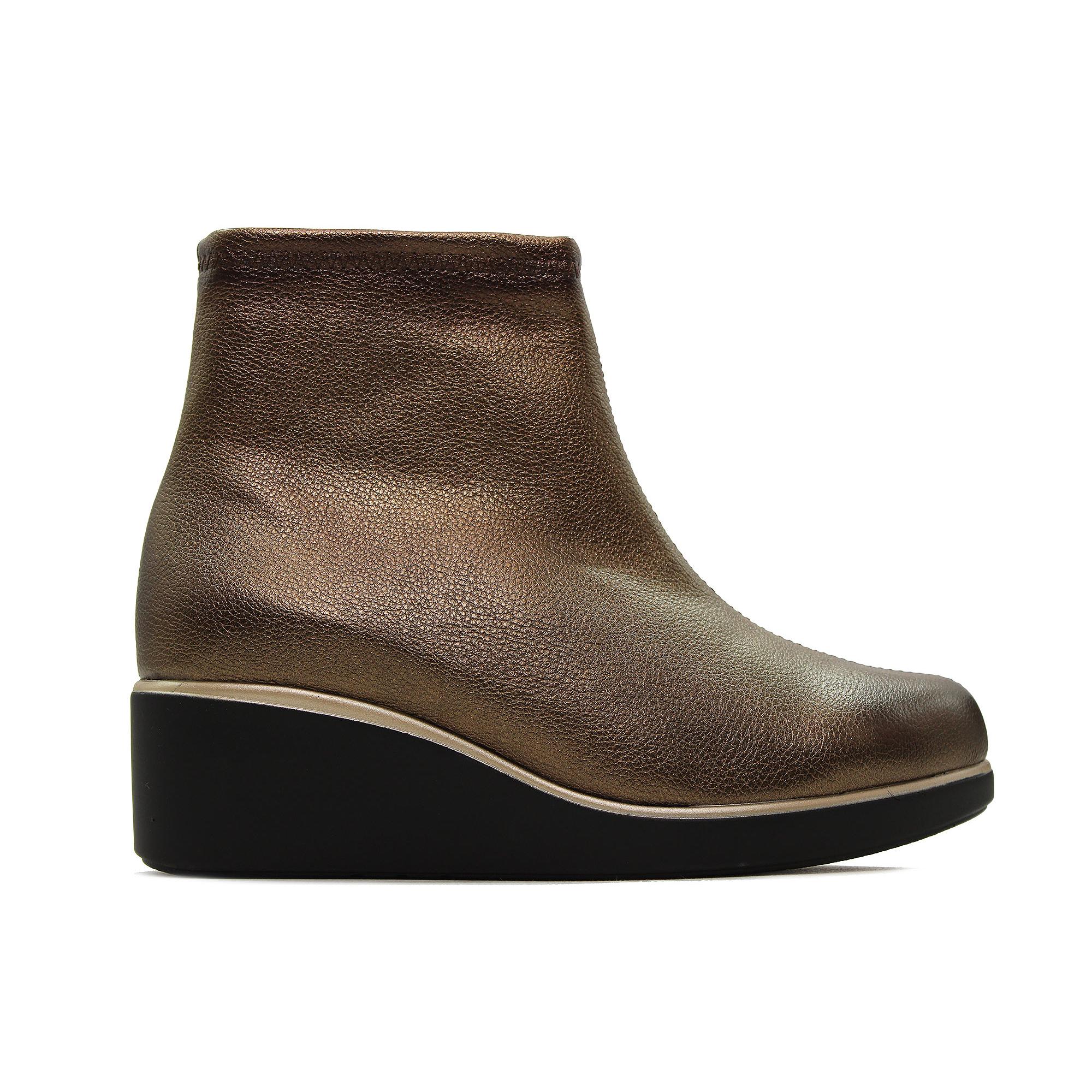 Doctor Cutillas 64834 Bota con cuña de 6cm y plataforma de 3cm,media caña,casual,clásica,sencilla,color liso,impermeable, para señora