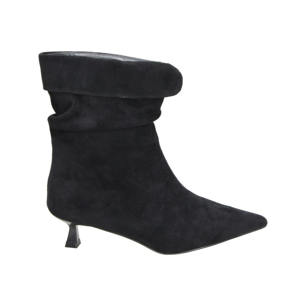 XTI | Botines de Tacón XTI para Mujer – Botines Estilosos Negros – Botines con Cremallera Lateral – Tacón Bajo y Cómodo – Combinables y Versátiles – Estilosos – Modelo 130757