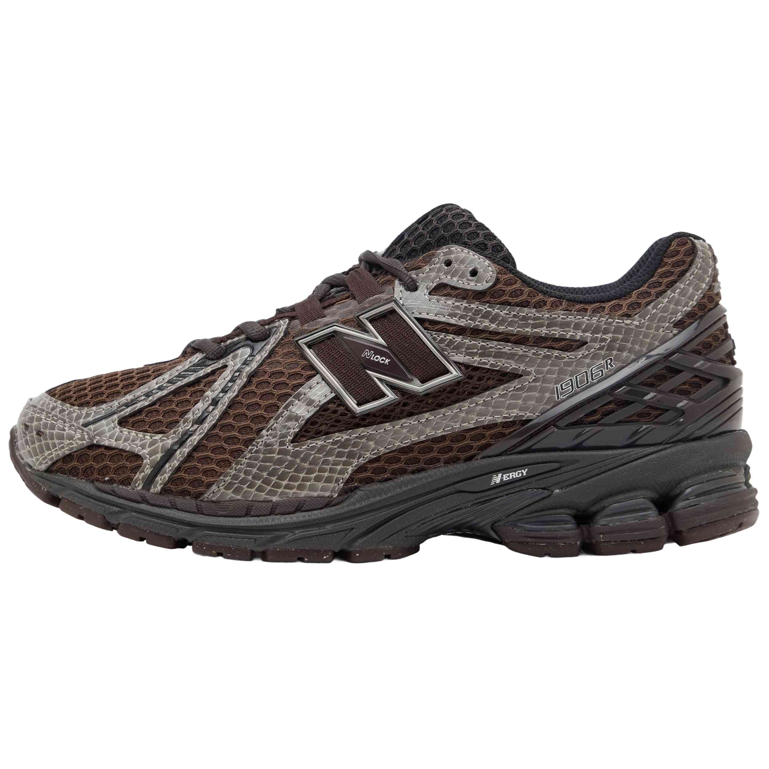 Zapatillas New Balance modelo U19062NQ para hombre y mujer en color Marron
