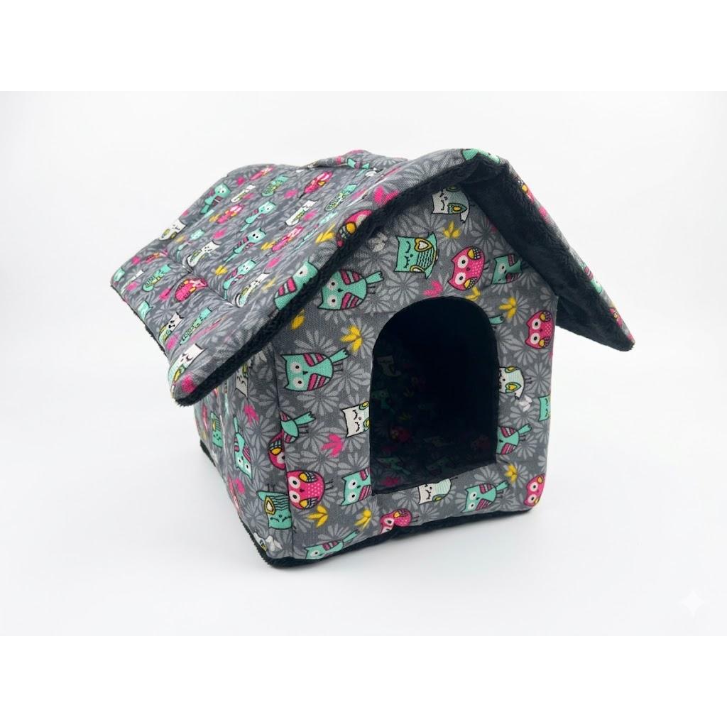 Casa para Mascotas – Diseño de Búhos Coloridos sobre Fondo Gris – Refugio Acolchado - Pet Home Chen S.L