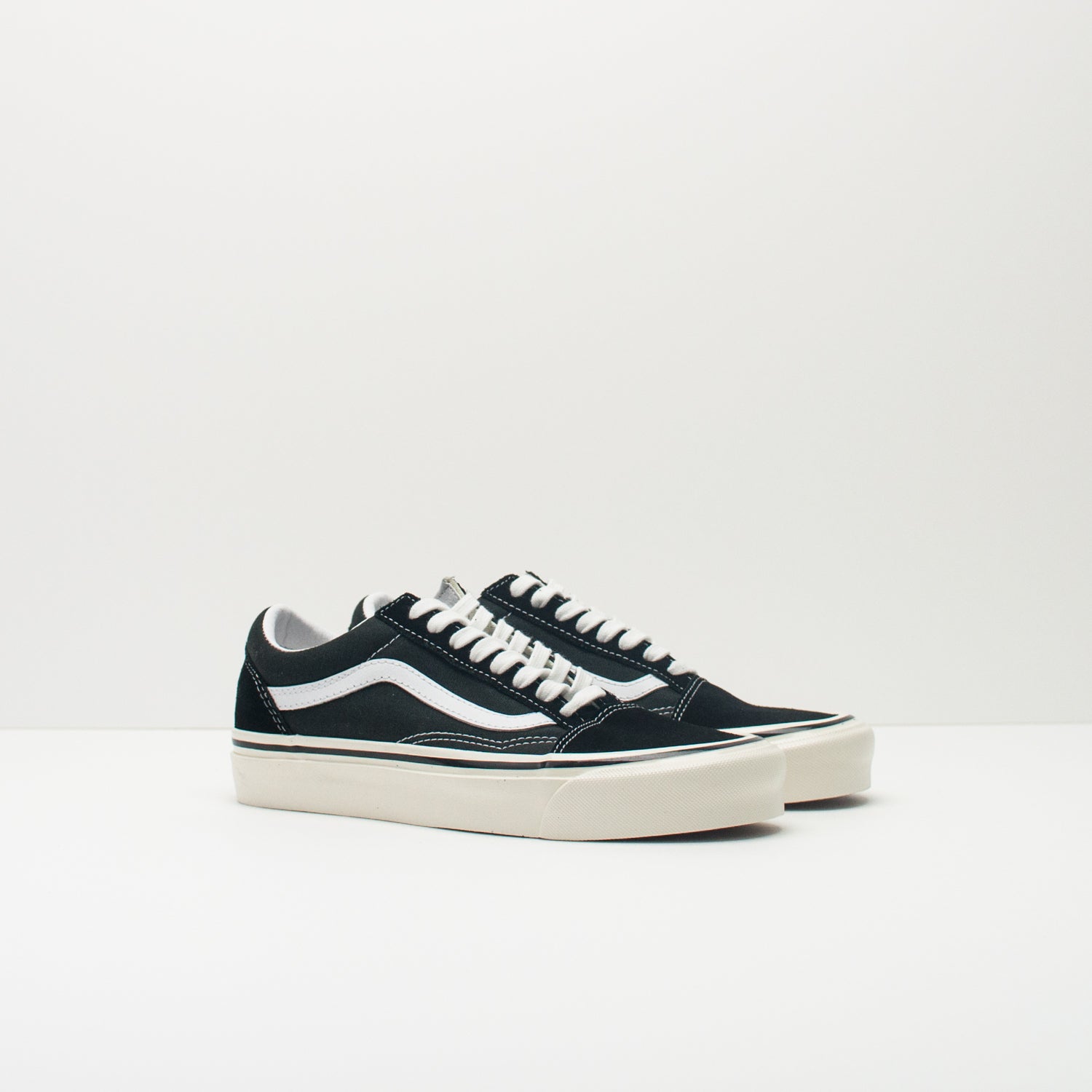 ZAPATILLA - VANS - UA OLD SKOOL 36 DX ANAHEIM FACTORY BLACK TRUE WHITE VN0A38G2PXC1 VANS ZAPATILLAS
