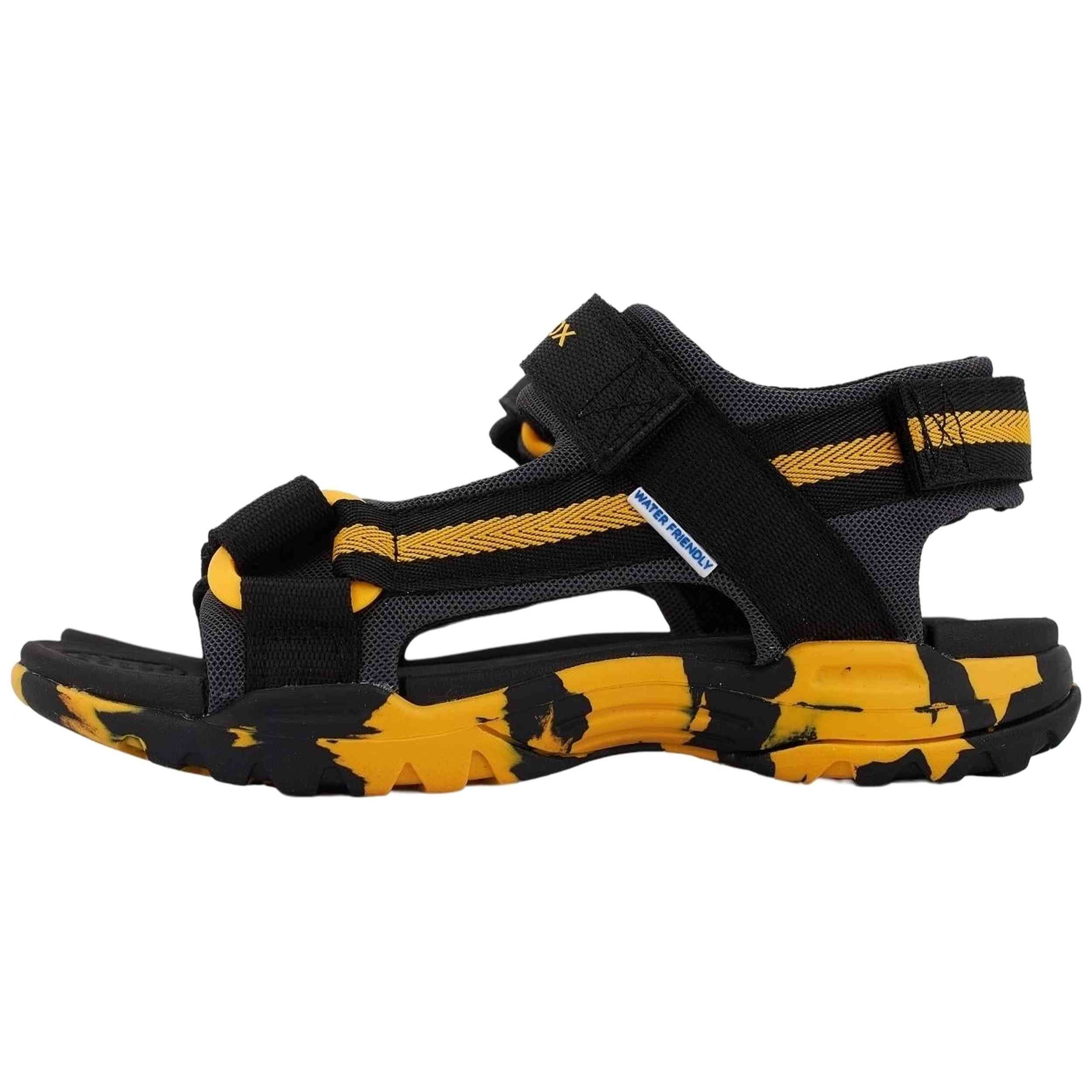 Sandalias Geox modelo Borealis "Negro/ Amarillo" para Niños en color Negro
