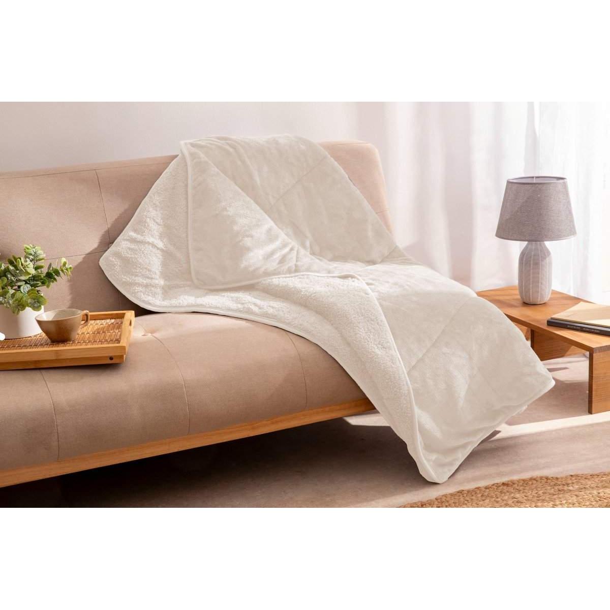 Manta-plaid muy suave, reverso en sherpa, varios colores, medidas 130x160 | 150x200 | 180x200 | 220x240 cm, marca Karamelo