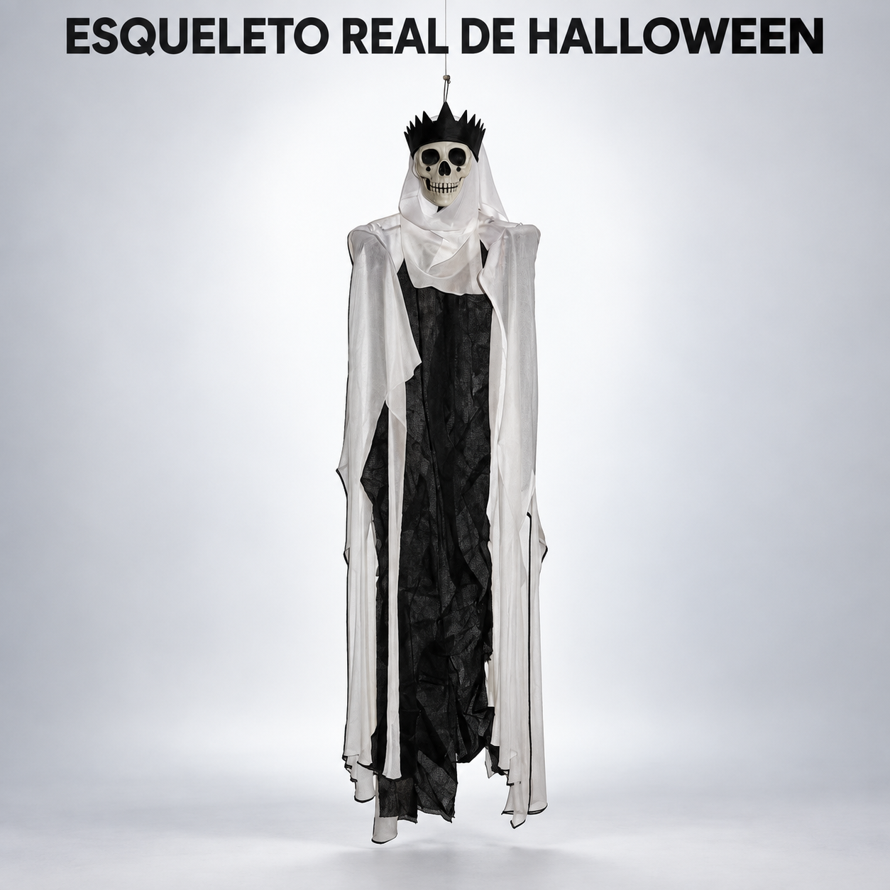 Decoración Halloween Esqueleto Rey Fantasma Colgante Grande 90 × 40 cm, Figura de Terror con Corona Negra, Velo Blanco y Túnica de Gasa, Adorno Ligero Fácil de Colgar para Puerta, Pared, Techo, Escaparate, Fiesta y Casa Encantada