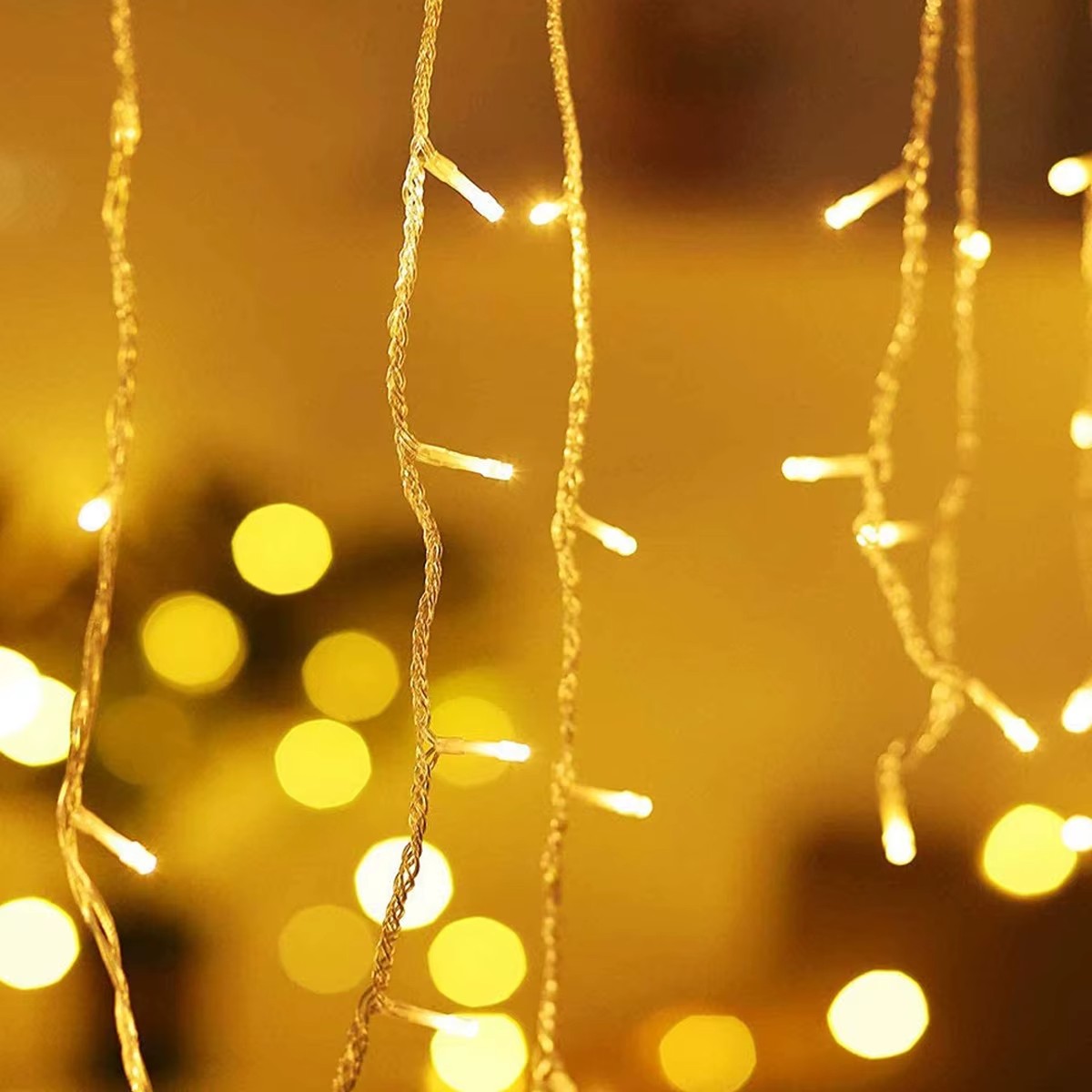 Cortina de Luces LED de Navidad 100 LED – 2.5 m, 20 Tiras, 8 Funciones interior y exterior - Kmt Style