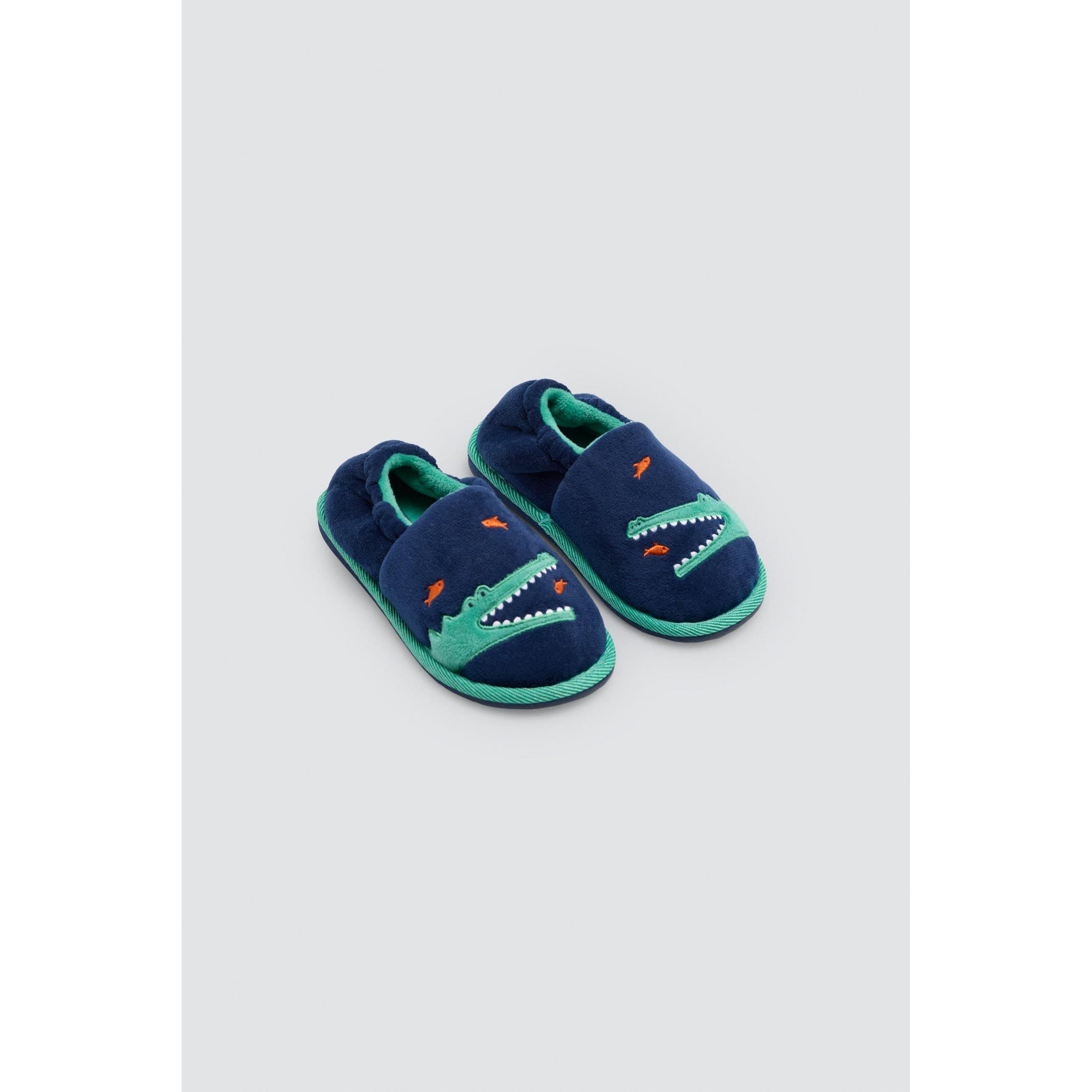 Ysabel Mora - Zapatillas de casa niño cerradas dibujo cocodrilo
