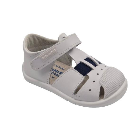 Sandalias De Piel Lavable Barefoot Para Niños, Marca Titanitos, En Color Blanco. Titanitos
