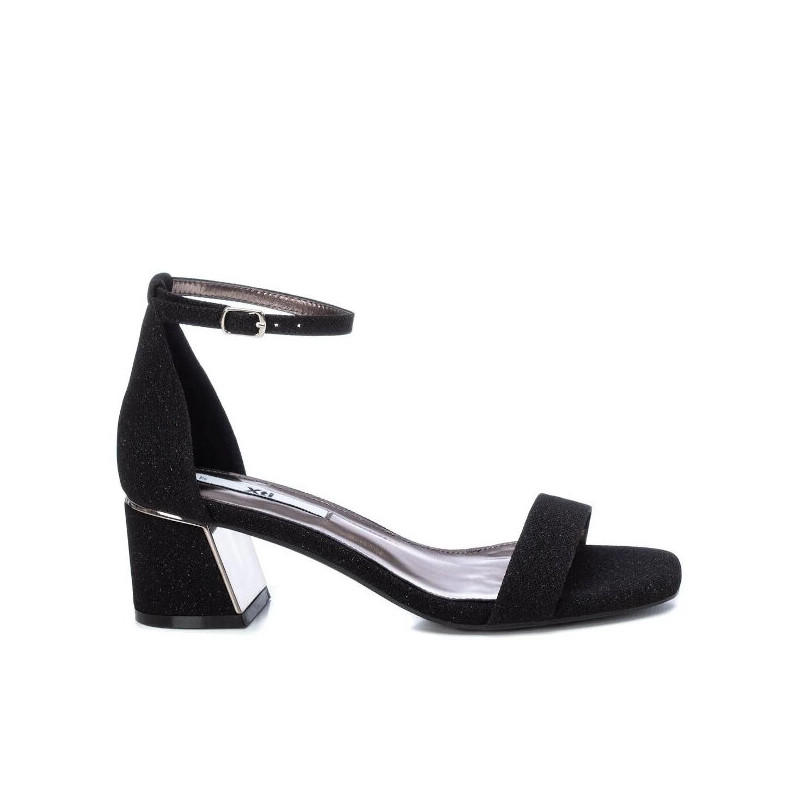 sandalia en fantasia con tacon filo metal
