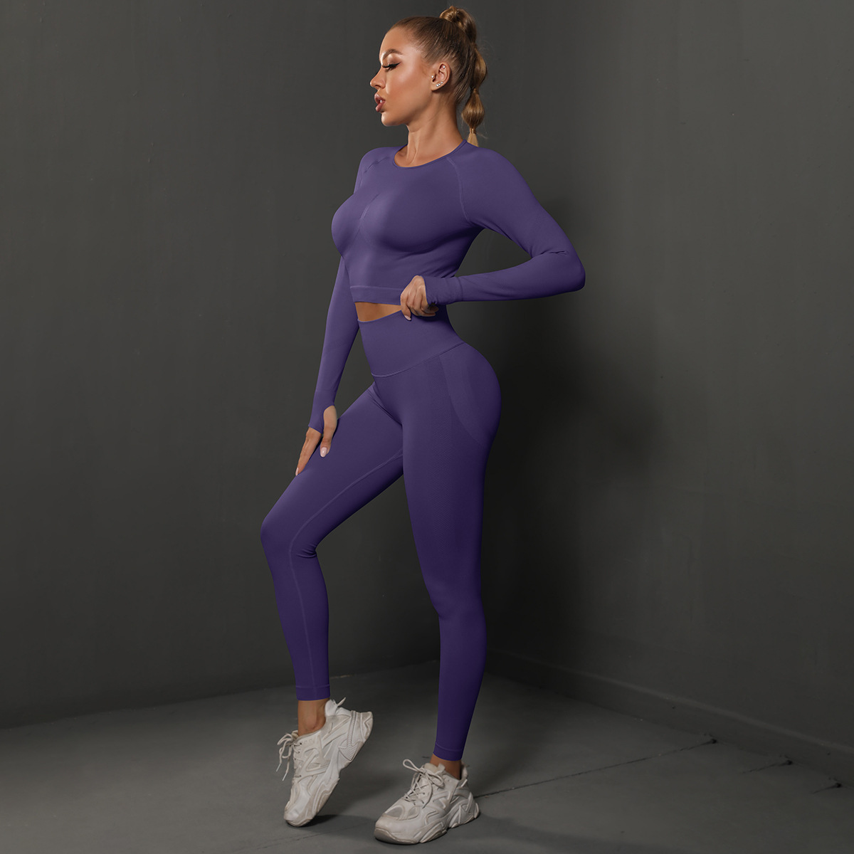 OmHO 2025 Nuevo producto Traje de Yoga de Elevación Flaco de melocotón plisado sin Costas