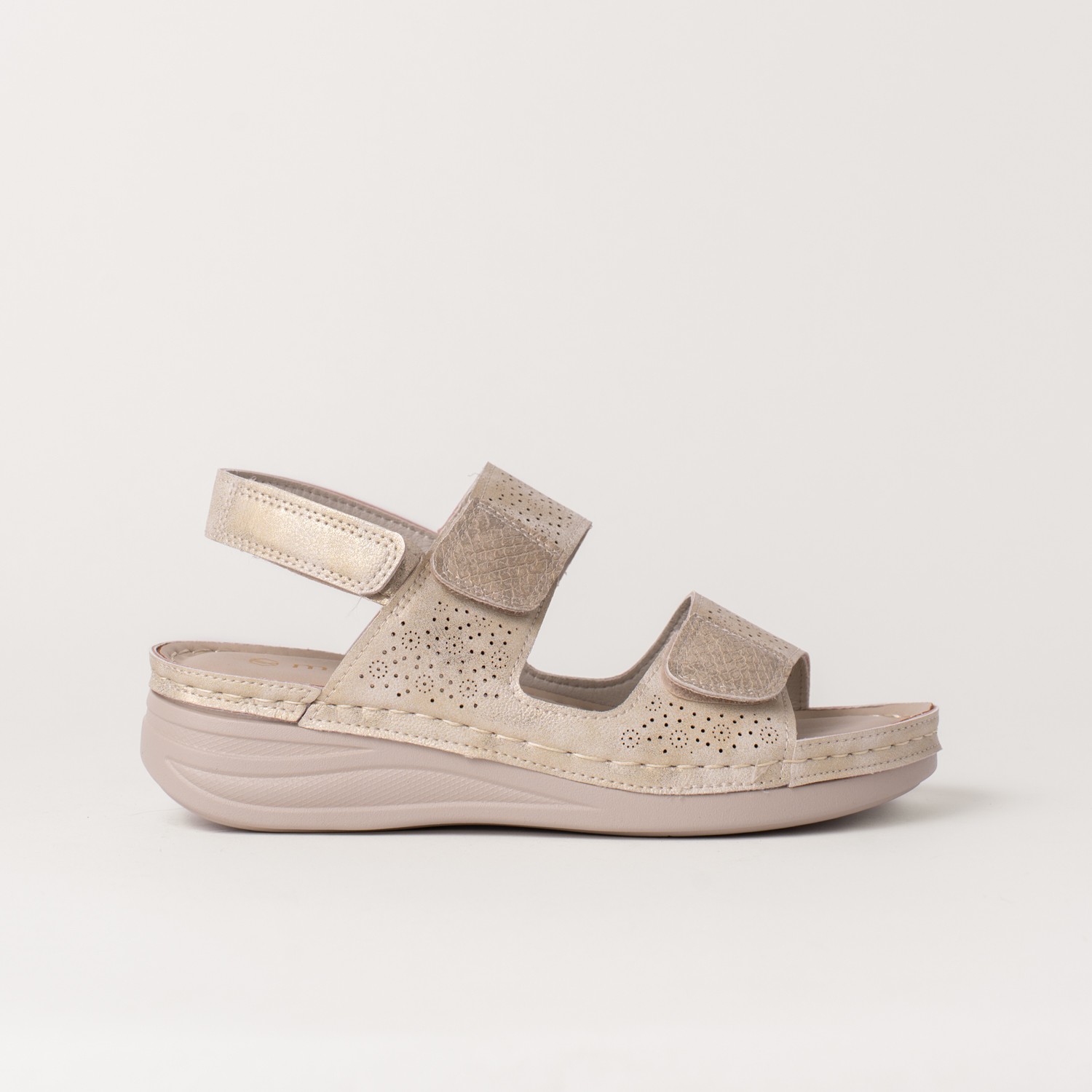 Mysoft 25M032 Sandalias con cuña de mujer metalizadas cierre velcro
