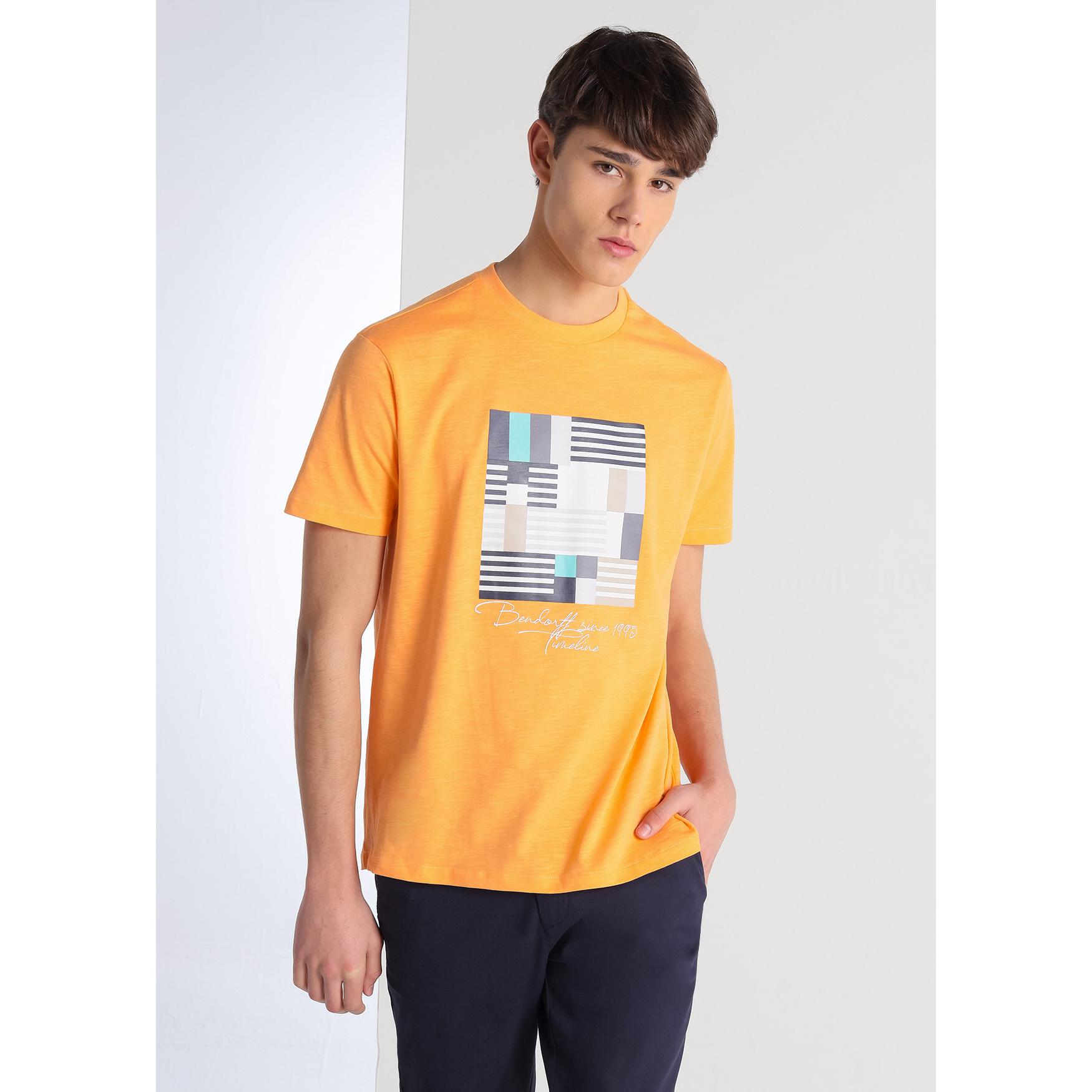 Camiseta de manga corta con grafica geometrica en el pecho