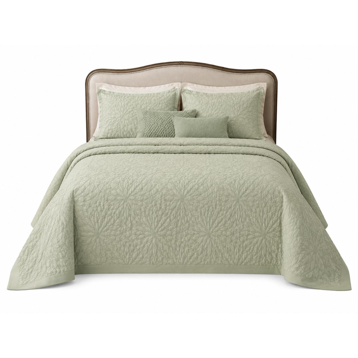 Colcha 100% algodón con relieve verde musgo modelo versalles – Elegancia natural para vestir tu dormitorio - con 2 funda de Cojín de 50x70 incluida