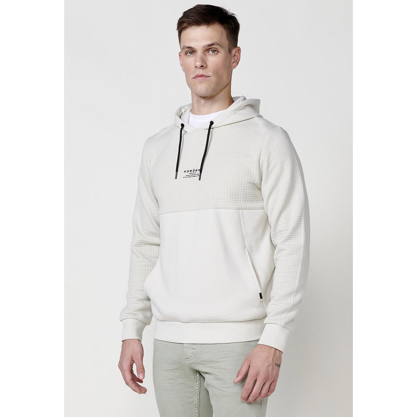 Koroshi - Sudadera con capucha texturizada para hombre, 60% algodón y 40% poliéster, color piedra, modelo Koroshi Sudadera Hombre Capucha Texturizada Piedra