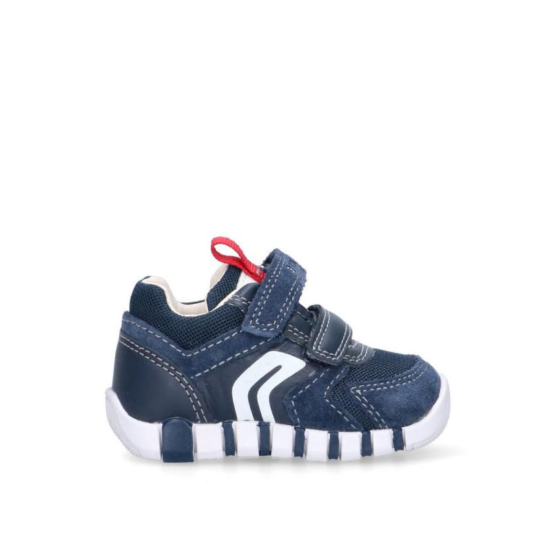 Zapatillas Casual Geox - Niño - Suela Plana - Modelo B3555d - Color Marino