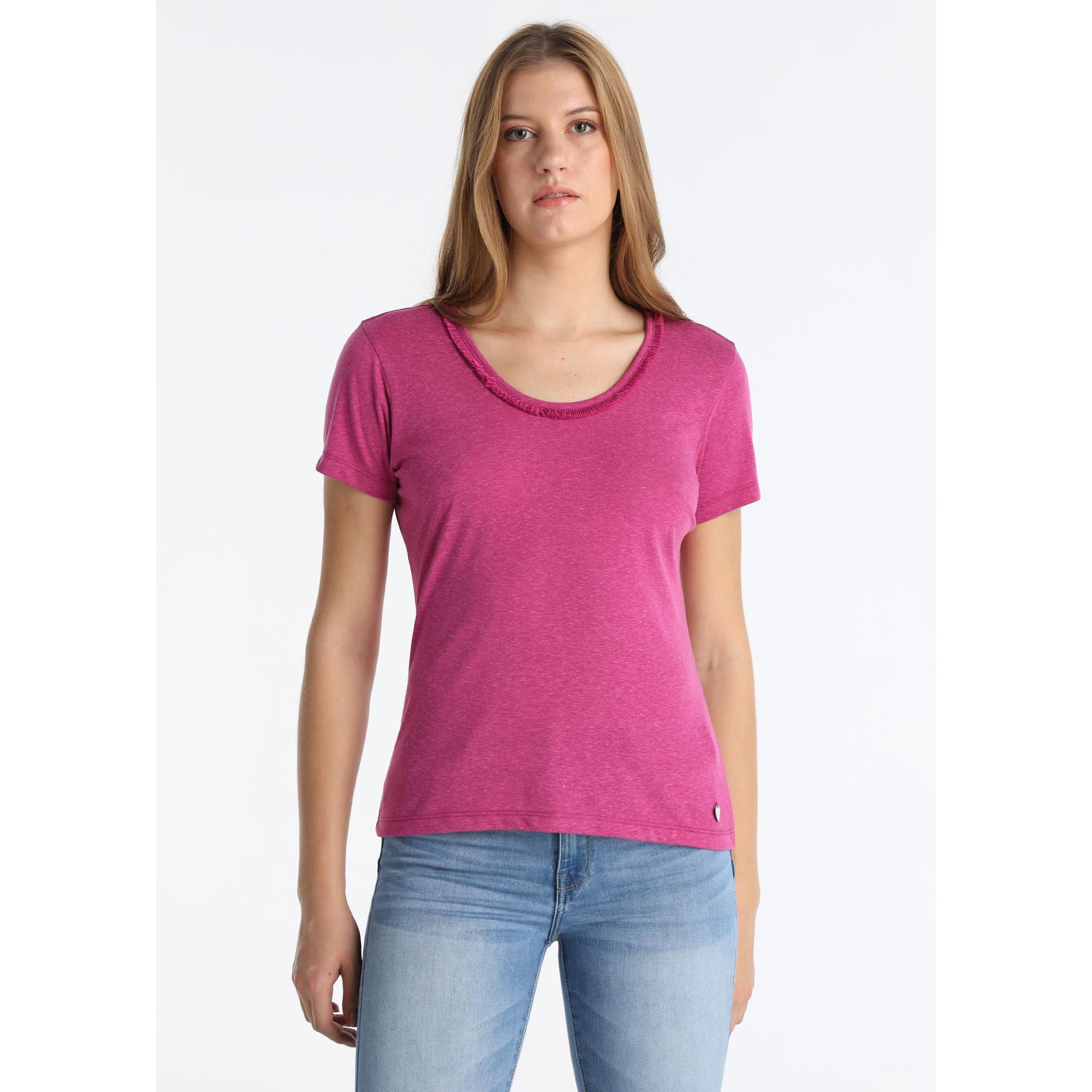 LOIS JEANS - Camiseta con Detalle de Flecos en Cuello y Mezcla Suave