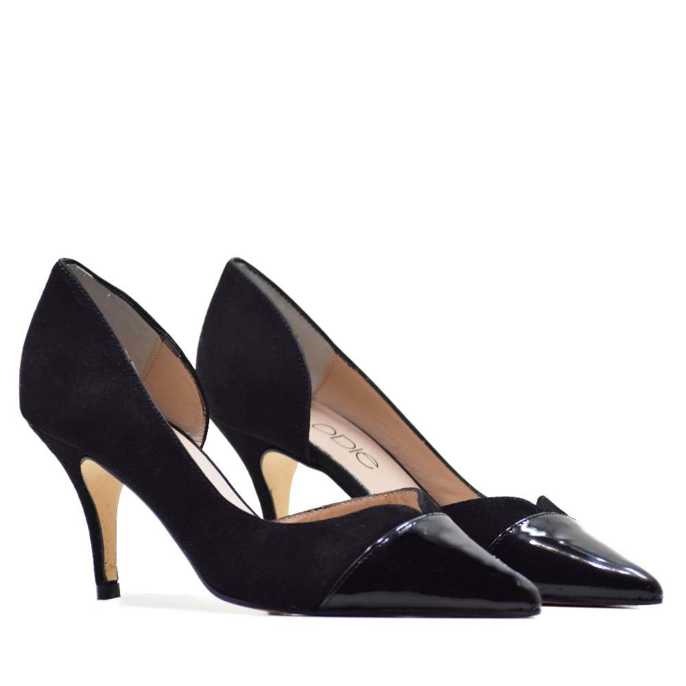Zapato de Tacón Montse Charol Negro/Ante Negro - Elegancia Artesanal con Tacón de 70mm Elodie: Descubre el calzado perfecto para la mujer moderna. Fabricado artesanalmente en España, este zapato de sa