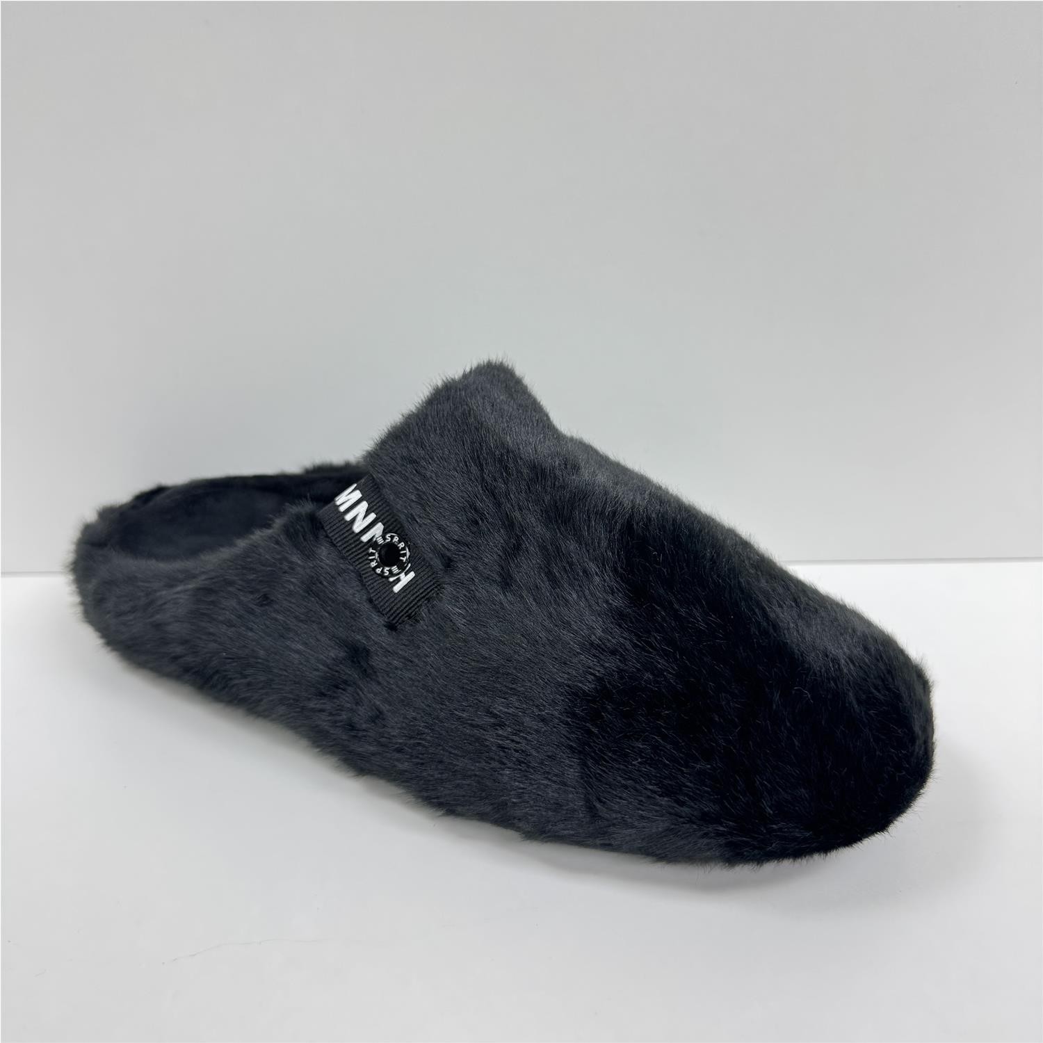 Zapatilla Pelos Negro