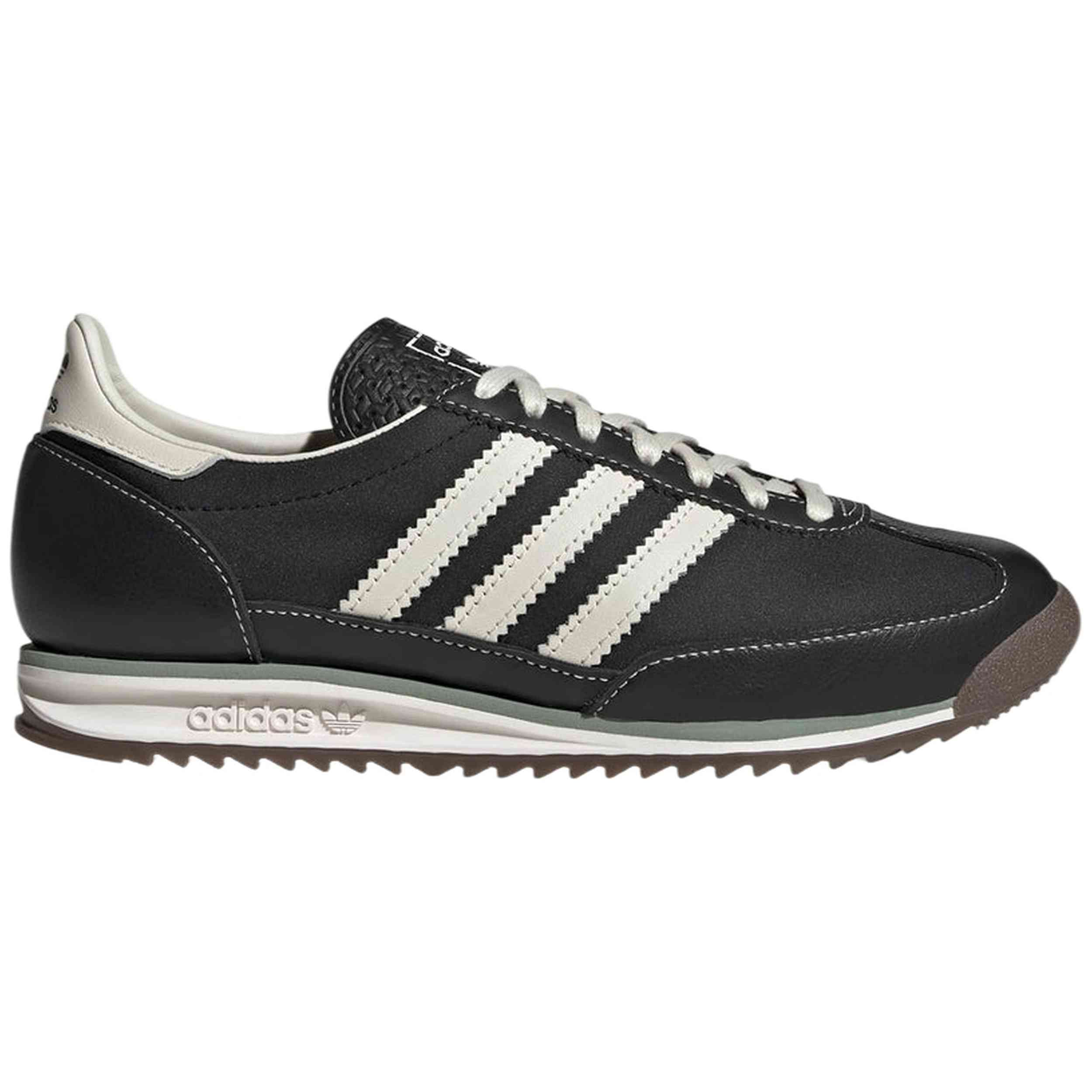 Zapatillas Adidas modelo IH9174 para Mujer en color Negro