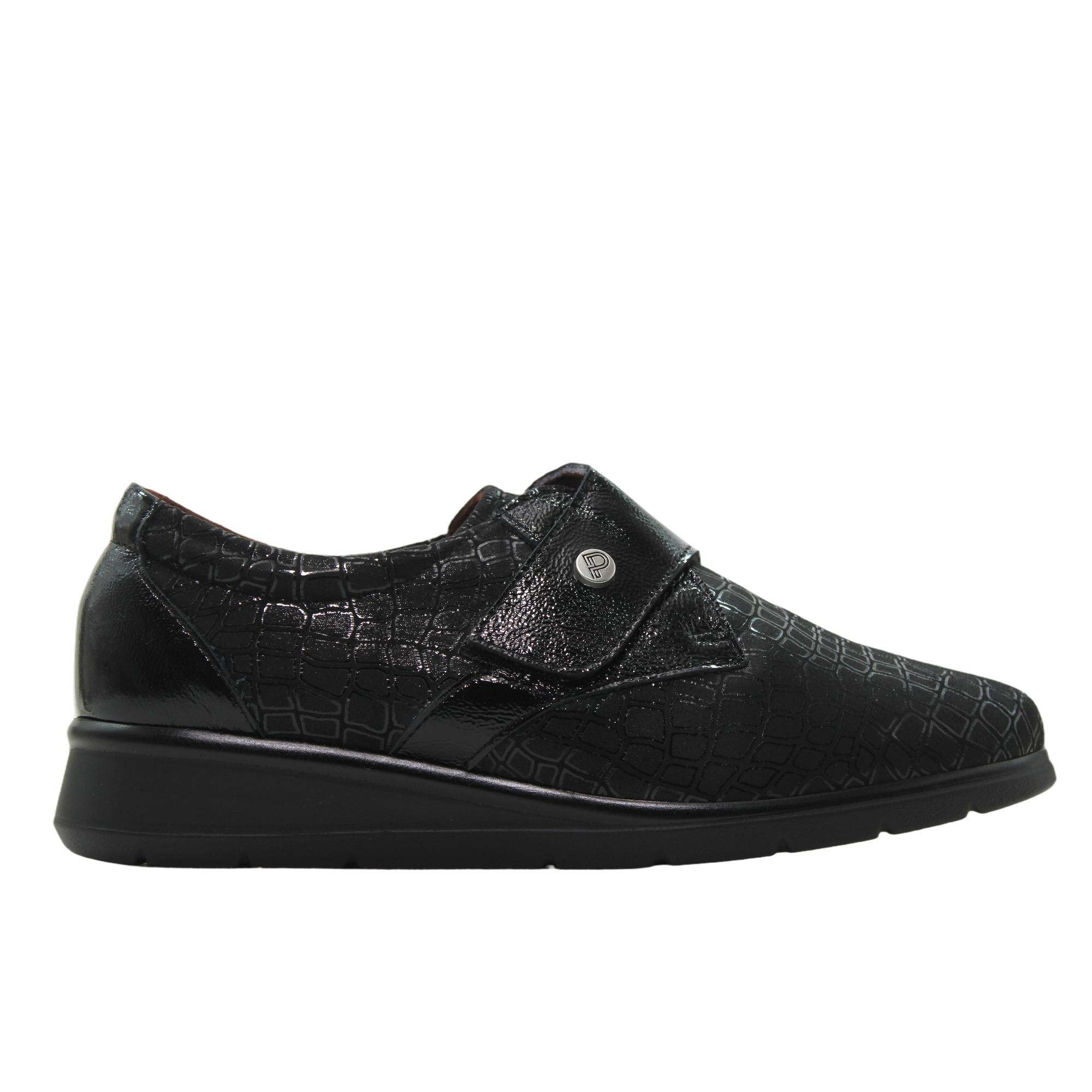 PITILLOS 11510 Zapato casual de piel, ancho especial, grabado cocodrilo, cierre adherente, suela goma, para señora