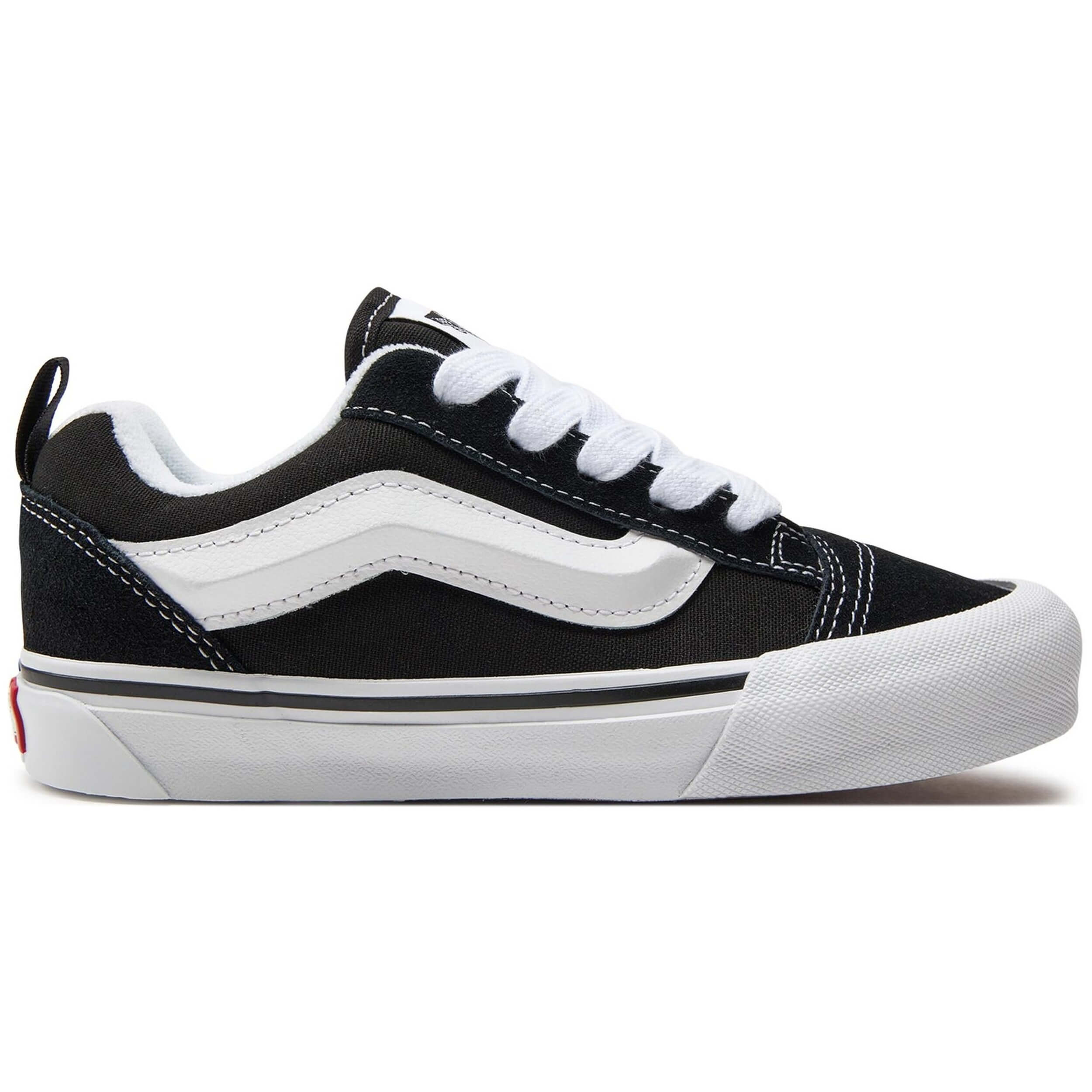 Calzado Vans en color Negro