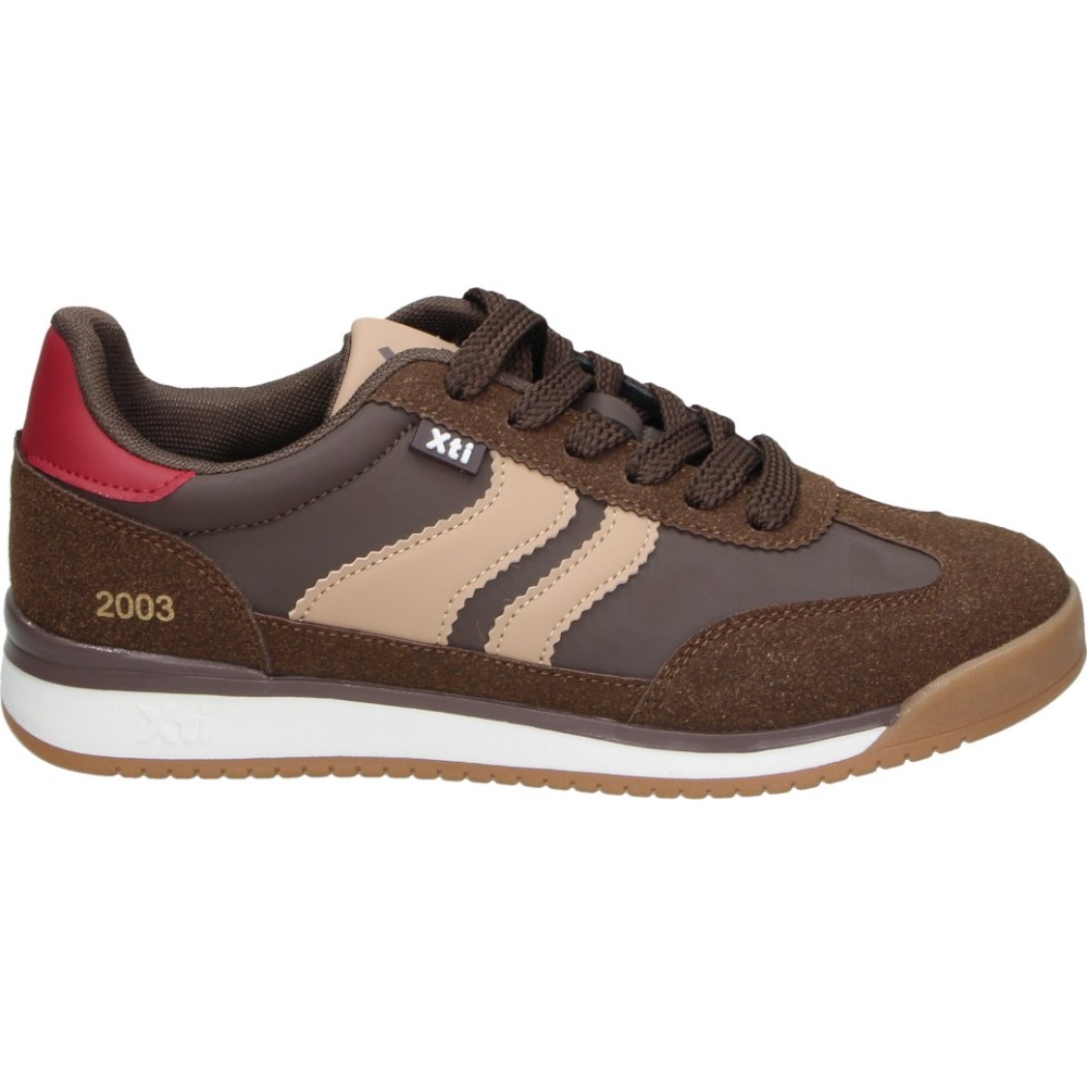 XTI | Zapatillas Planas XTI para Mujer – Deportiva Marrón con Detalles en Beige y Burdeos – Sneakers con Cordones – Estilosas – Cómodas y Versátiles – Modelo 146398