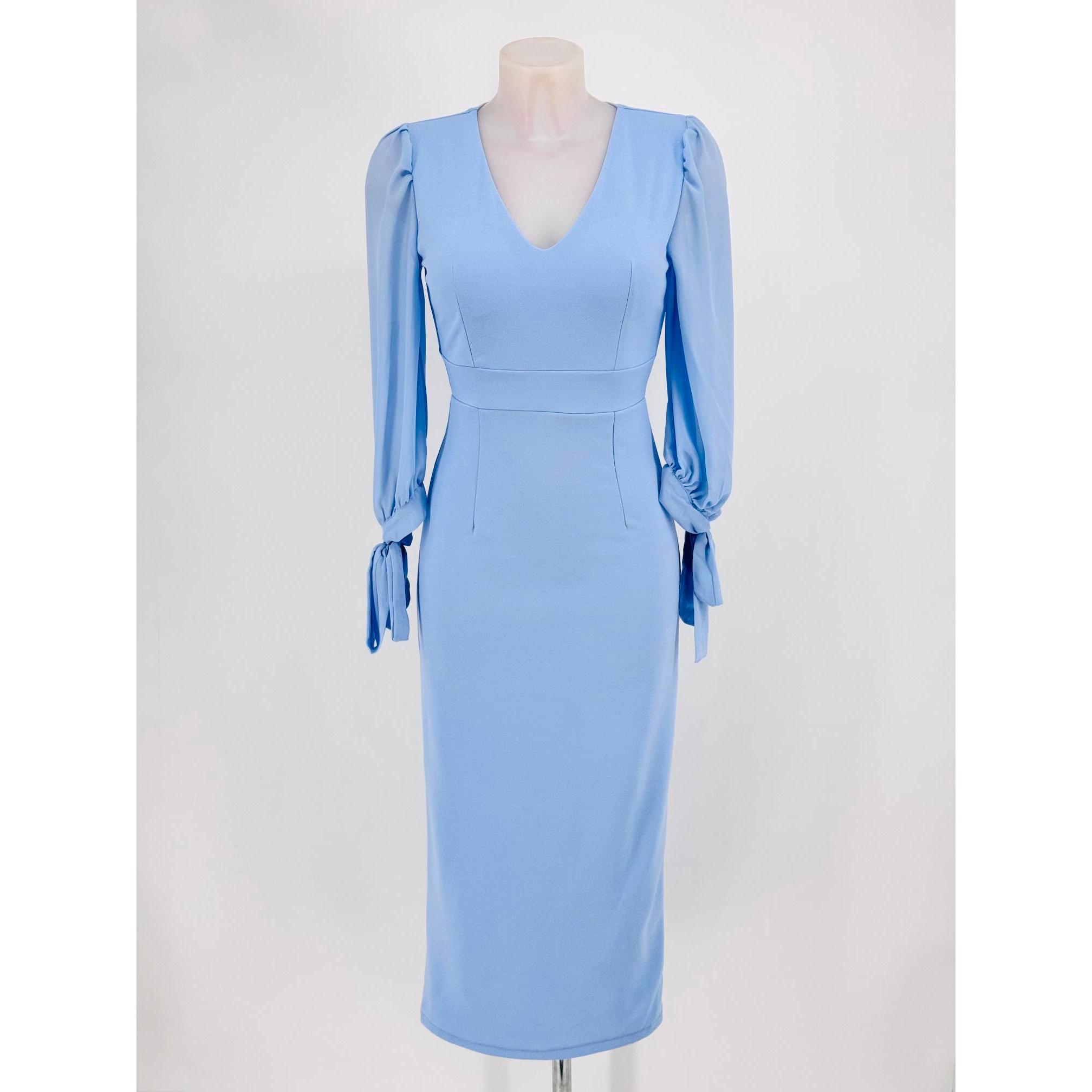 Vestido midi de fiesta para mujer en tejido scuba crep con favorecedor escote en V y refinadas mangas abullonadas de gasa semi-transparente rematadas con elegantes lazos. Diseño entallado con abertura trasera, disponible en varios colores y tallas.