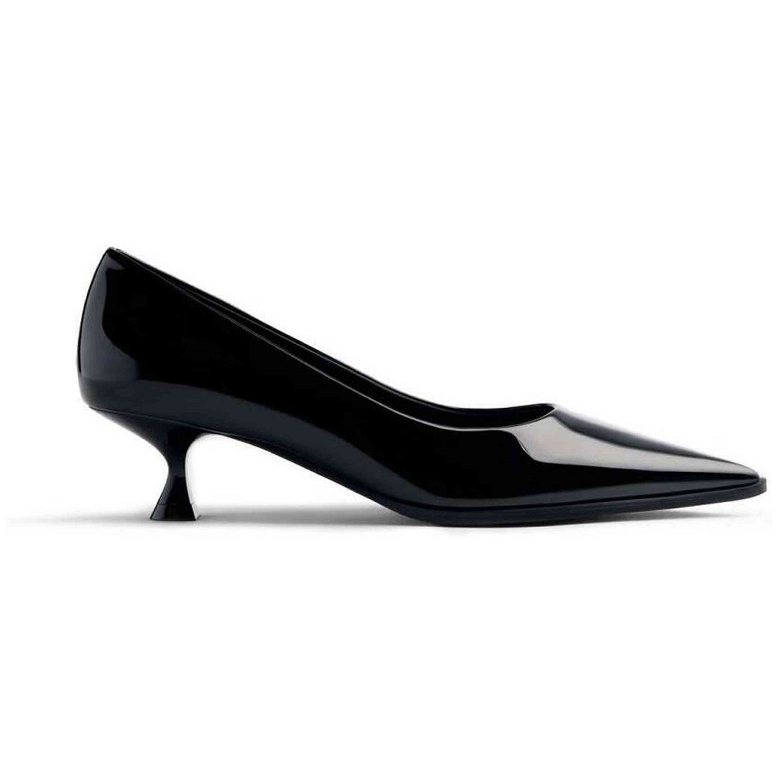 Nan Gioseppo modelo 76747 Mazeppa en color Negro