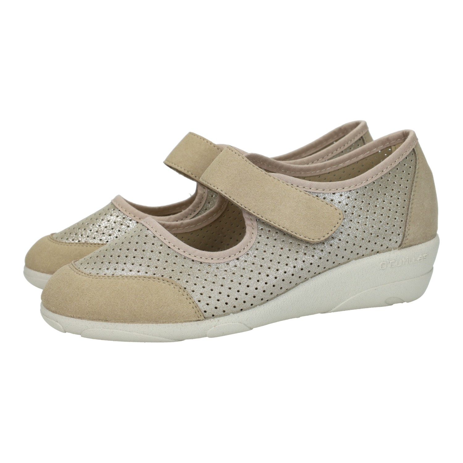 Manoletinas marca DOCTOR CUTILLAS para mujer en color salinas. Merceditas Doctor Cutillas en color dorado con cierre de cinta textil adhesiva y plantilla extarible, hechas en España