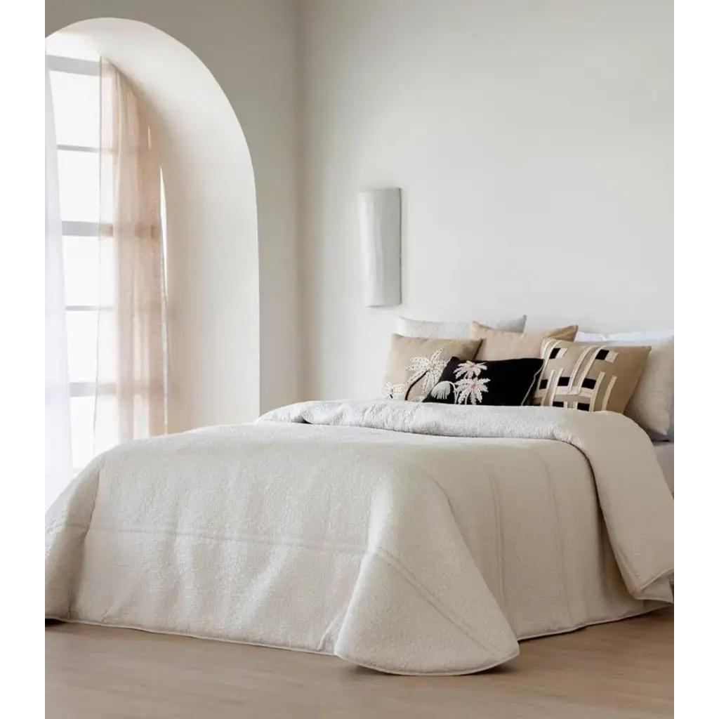 Edredón Conforter Tejido Jacquard, Modelo Riaza C/02, Color Beige, Varias Medidas Disponibles, Sandeco