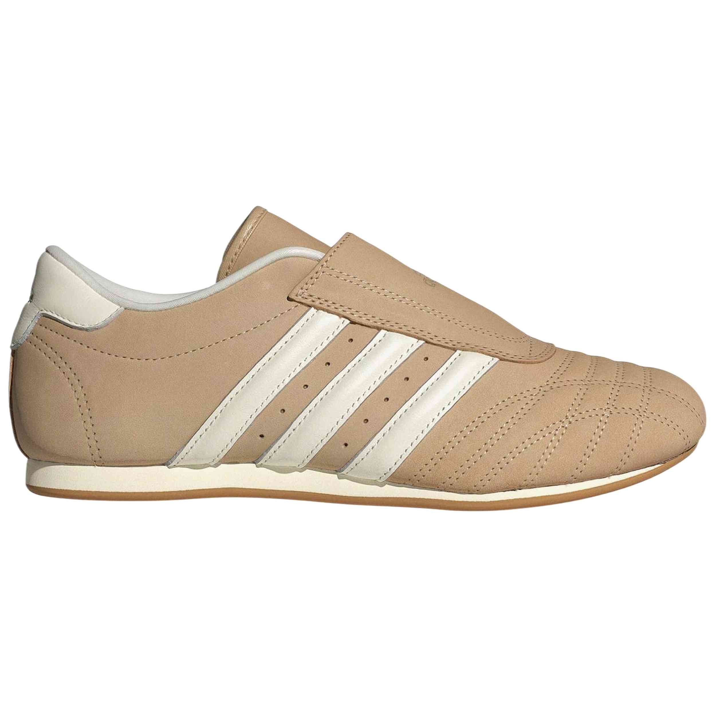 Zapatillas Adidas modelo Taekwondo "MAGIC BEIGE" para Mujer en color Beige