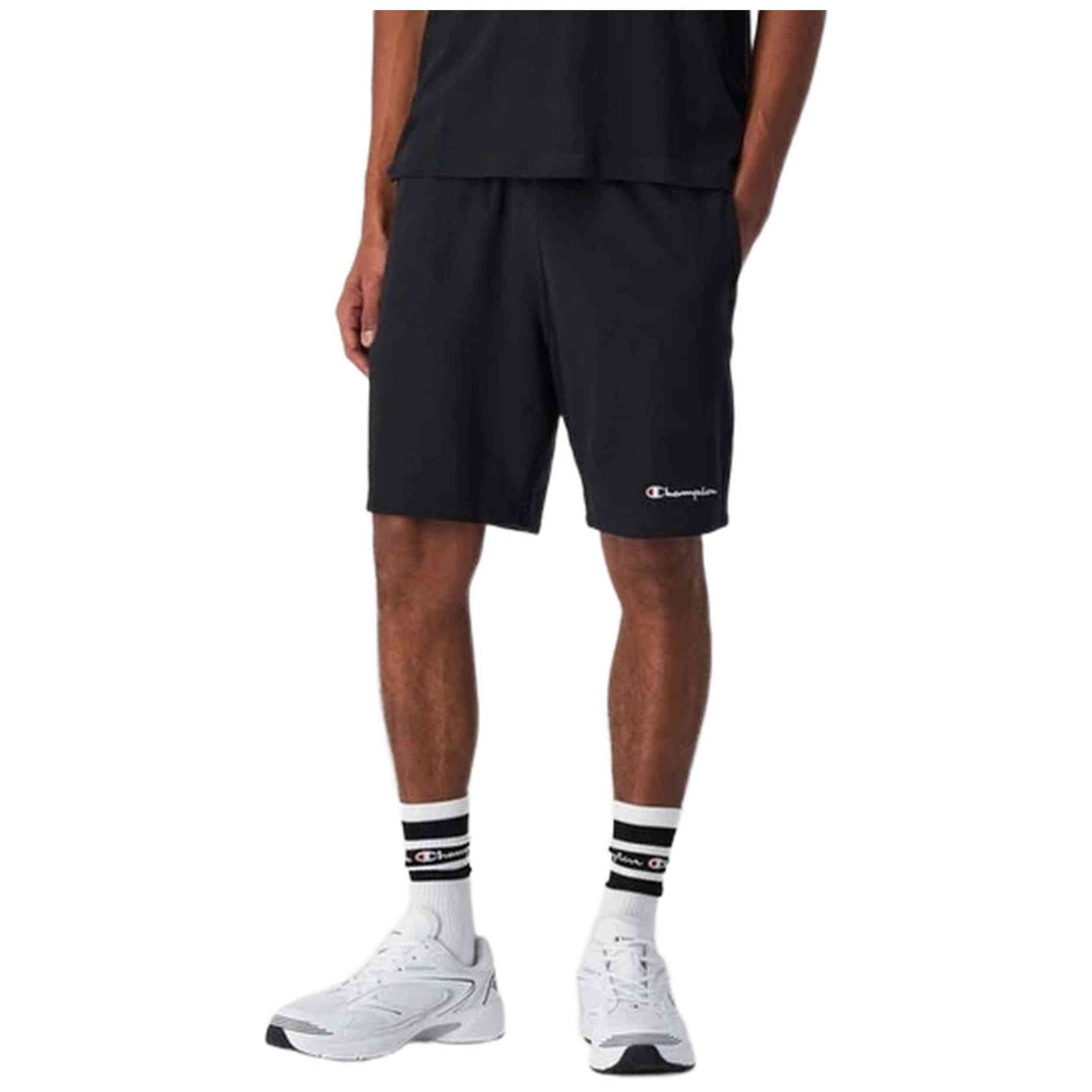 Champion modelo 220931-Kk001 en color Negro