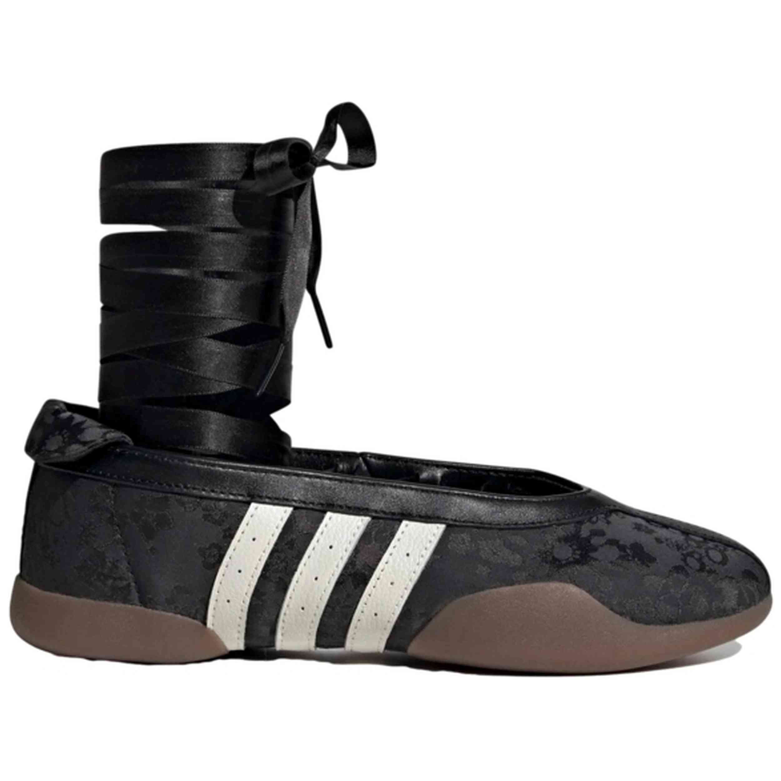 Zapatillas Adidas modelo IH6916