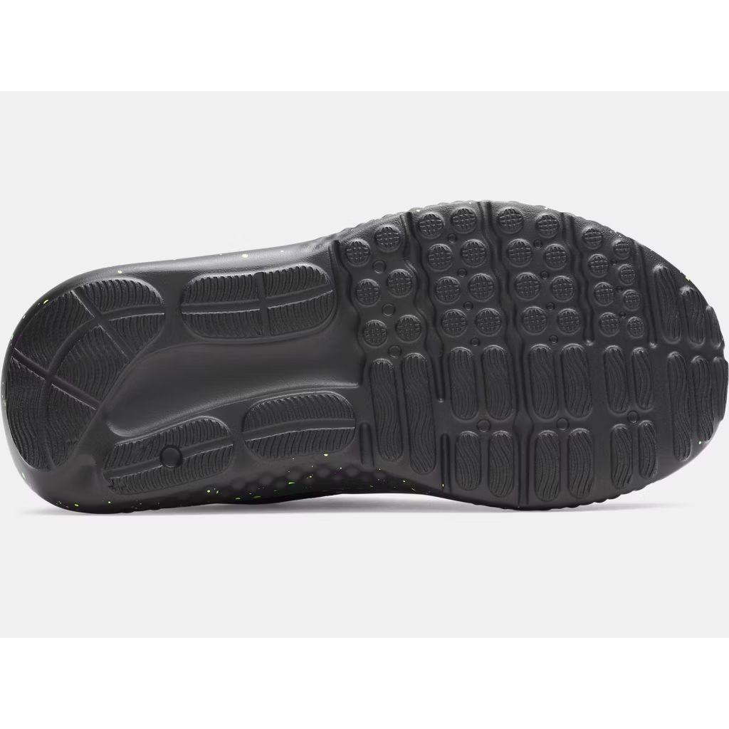 Under Armour - Zapatillas UA BPS SURGE 4 AC para niño, ligeras y transpirables con malla y suela de goma para entrenamiento