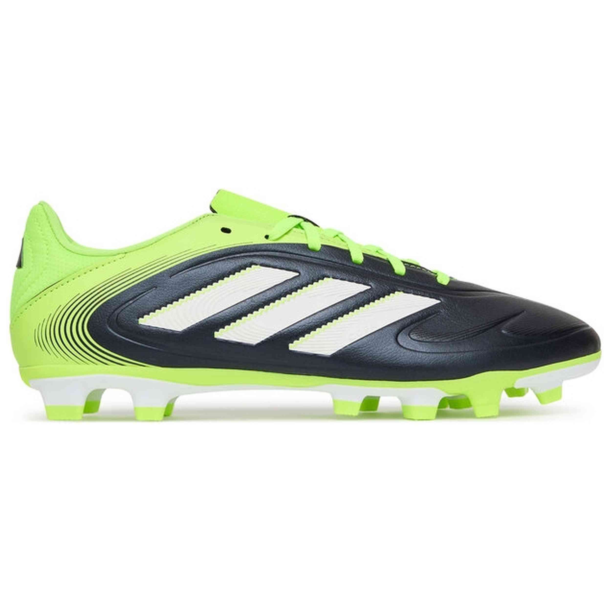 Botas De Futbol Adidas modelo JR2896 para Niños en color Negro