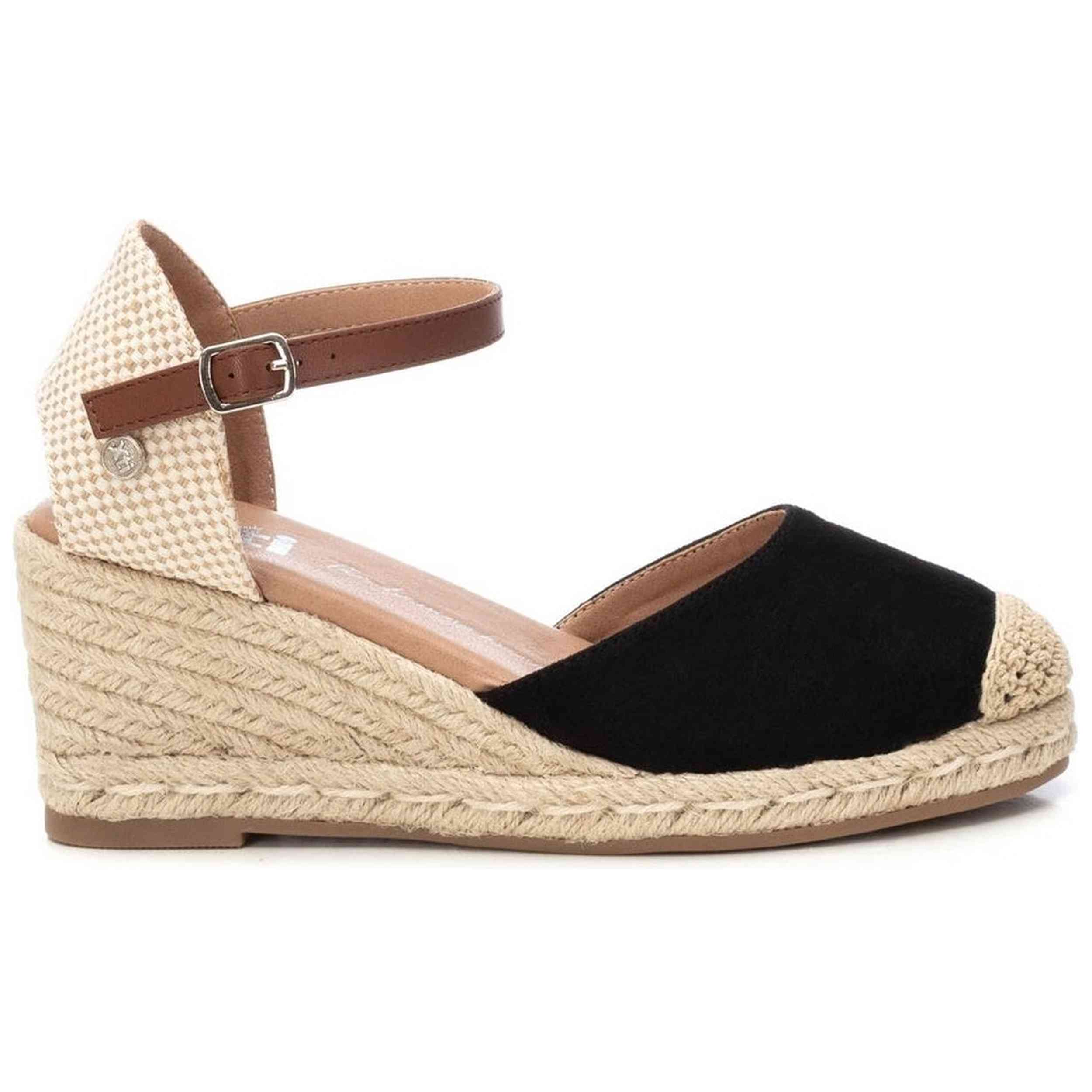 Sandalias Xti modelo 14074606-S8A1 para Mujer en color Negro