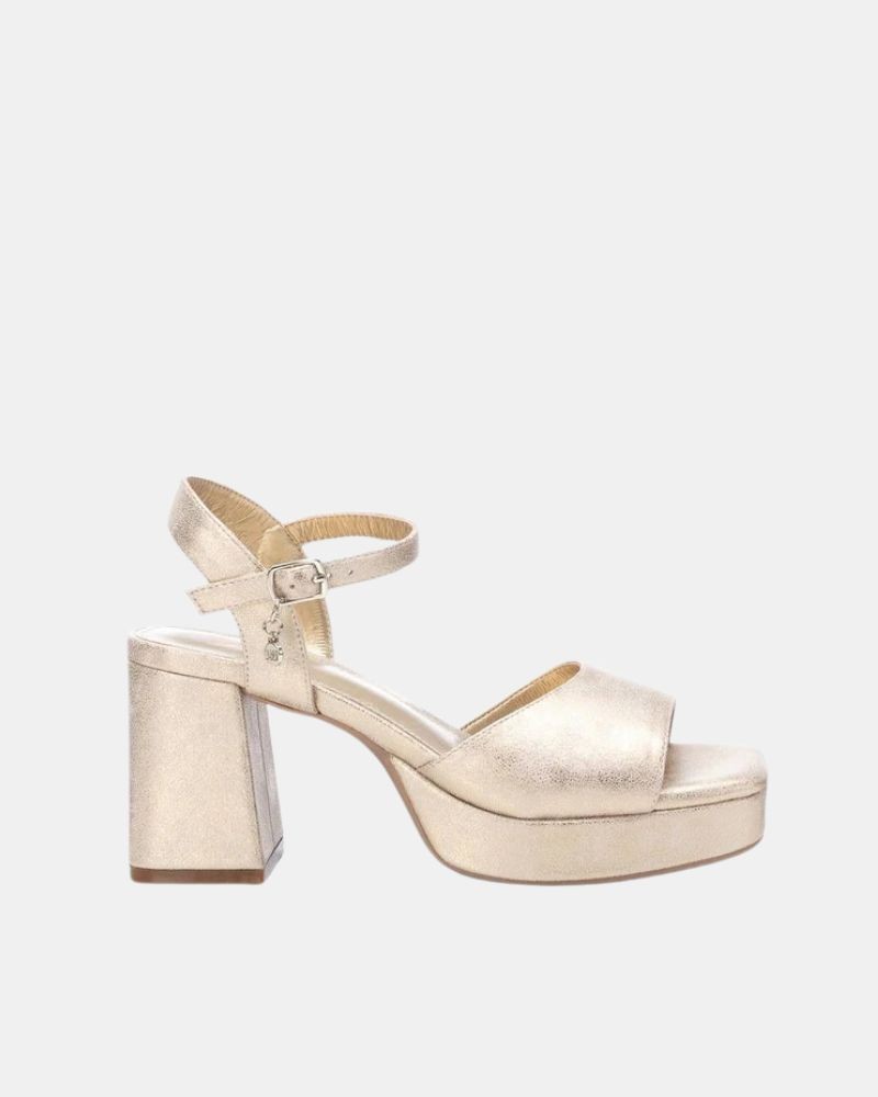 XTI 141471 Sandalias Fiesta Mujer Oro