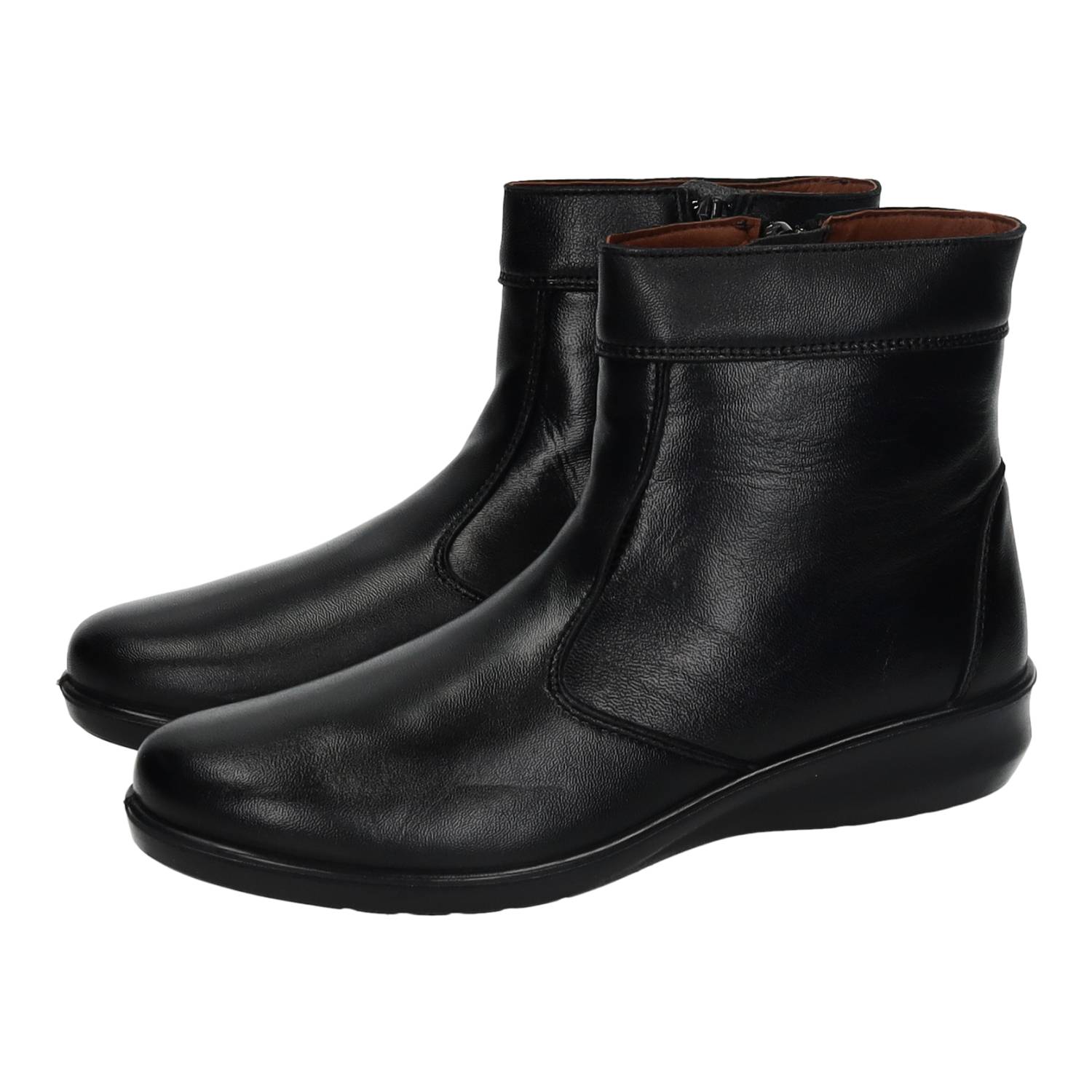 Botines marca LUISETTI para mujer en color negro. Botines de piel 0352, color negro para mujer, marca Luisetti, con cremallera y plantilla extraíble, hechos en España
