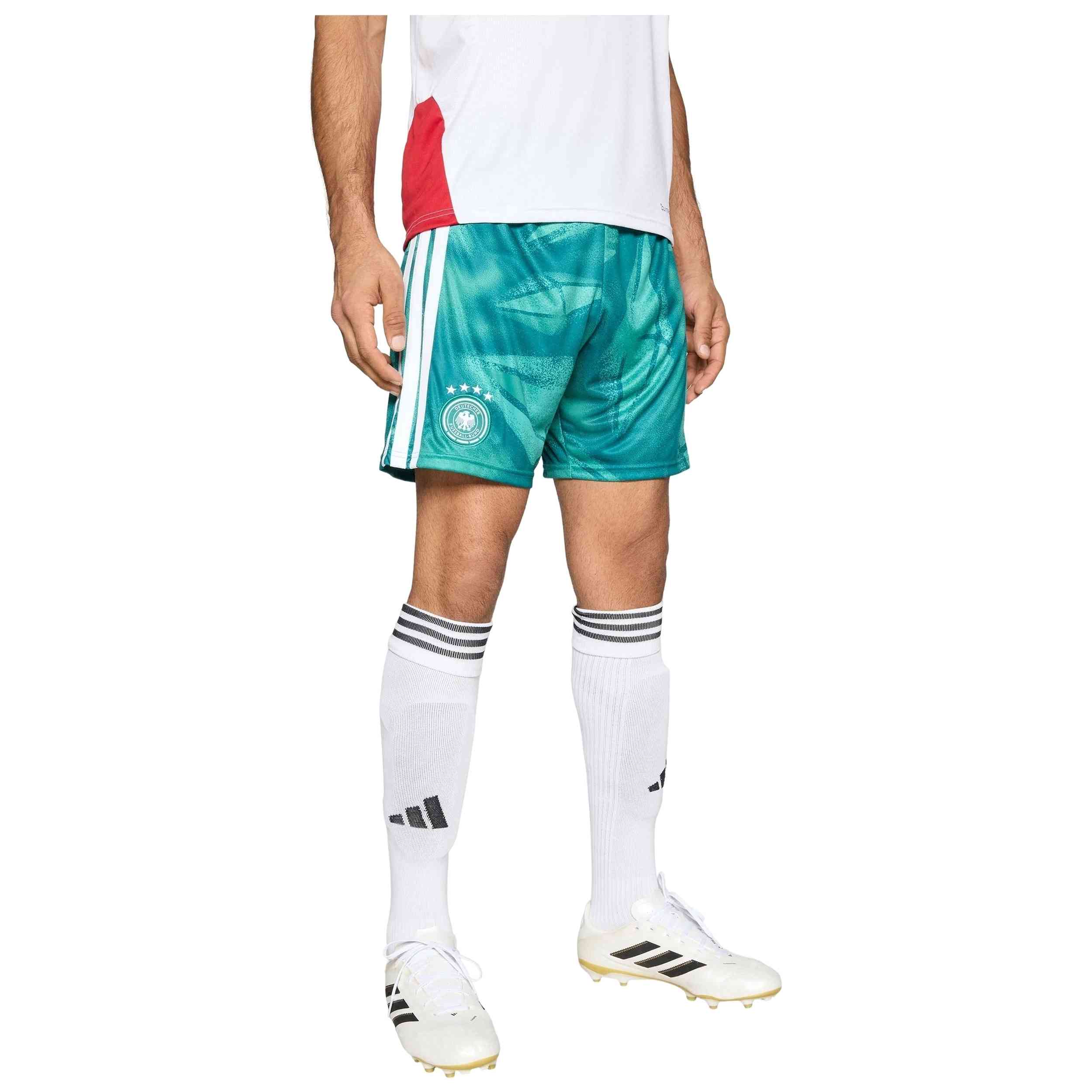 Pantalon Corto Adidas modelo Germany 26 Home GK "Active Green" para hombre y mujer en color Verde
