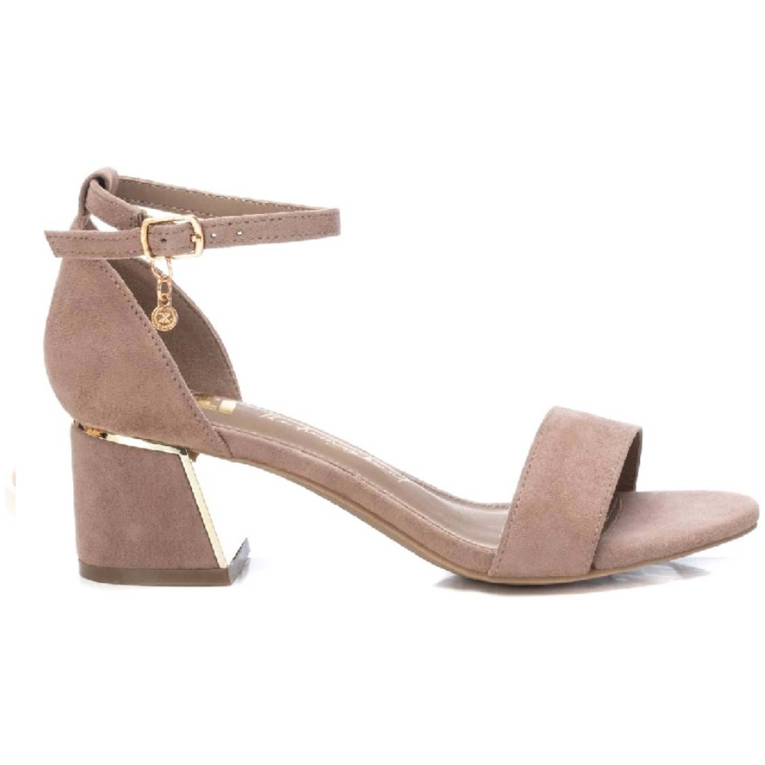 Sandalias XTI 142836 para mujer en color beige
