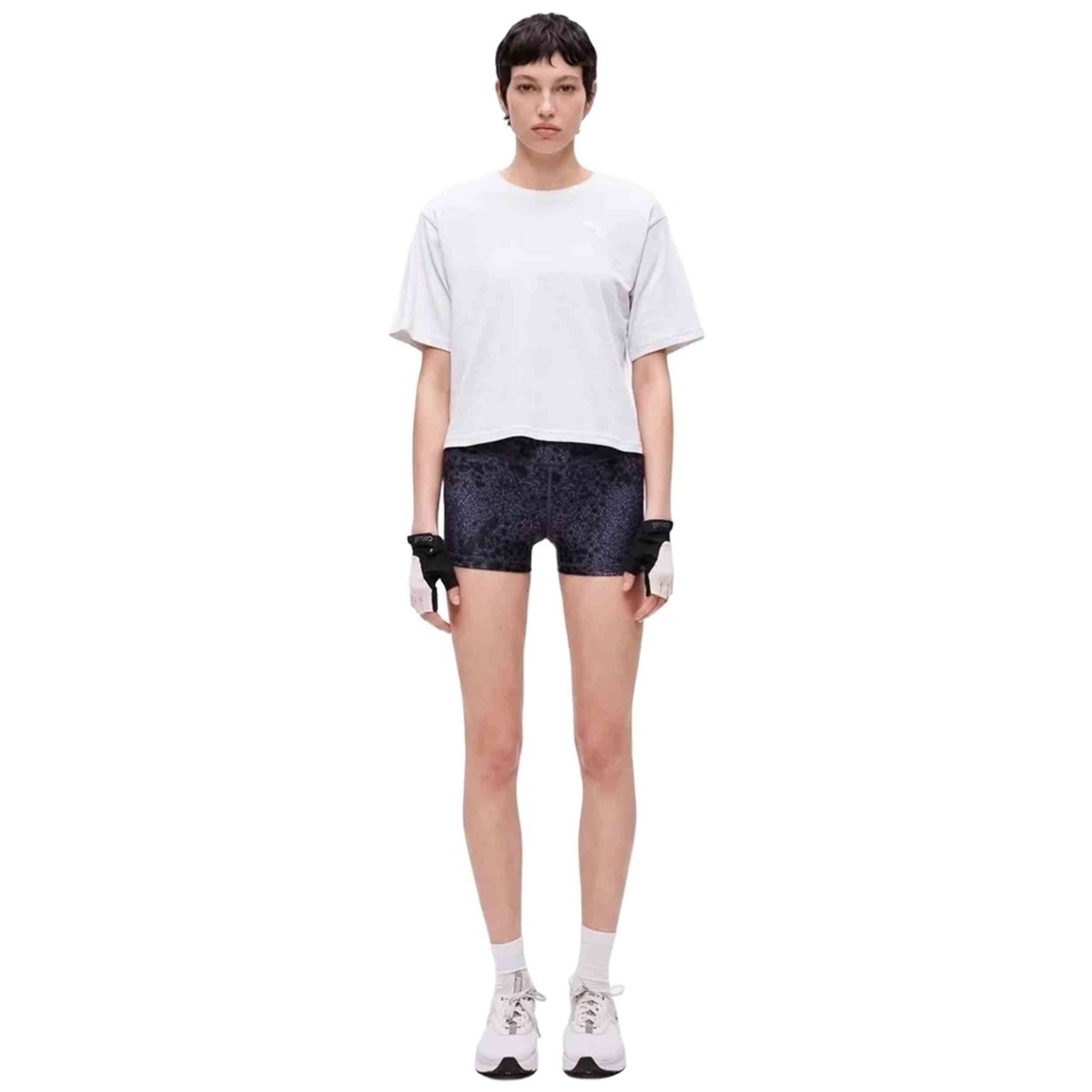 Short Puma modelo W Tropical Speed Sho en color Lila