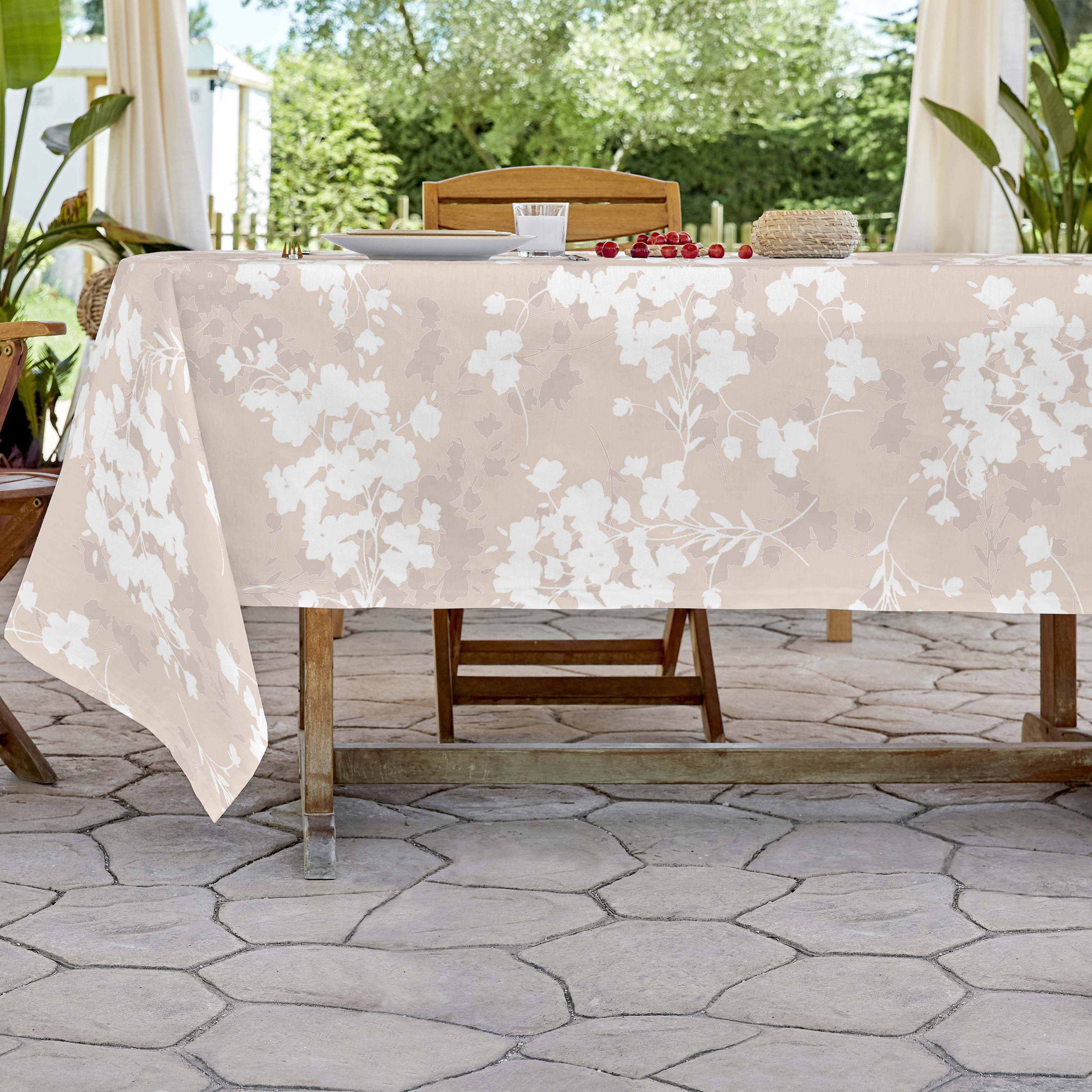 SANDAL - Mantel de Tela Estampado y Antimanchas - Mantel para Interior y Exterior - 7 modelos diferentes - Modelos Florales -140x200 / 140x250
