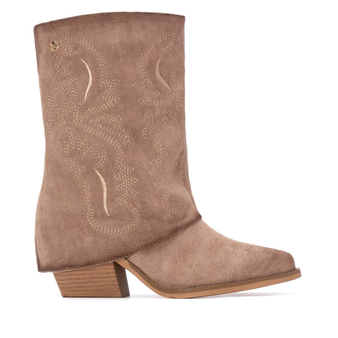 Xti - Botas Camperas Mujer - Calzado Cómodo y Versátil - Moda casual - Modelo  14447003 - Resistente