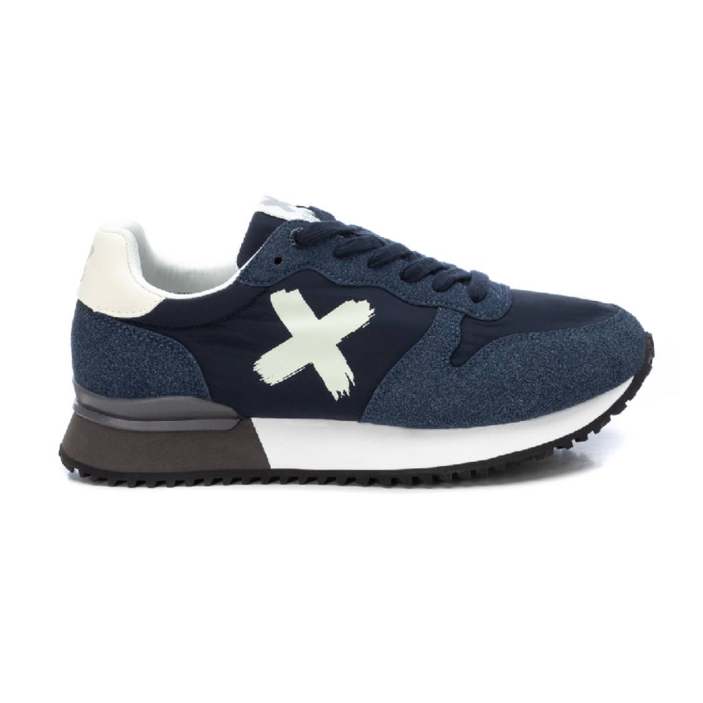 Shoes Deportivos marca Xti para hombre en color azul