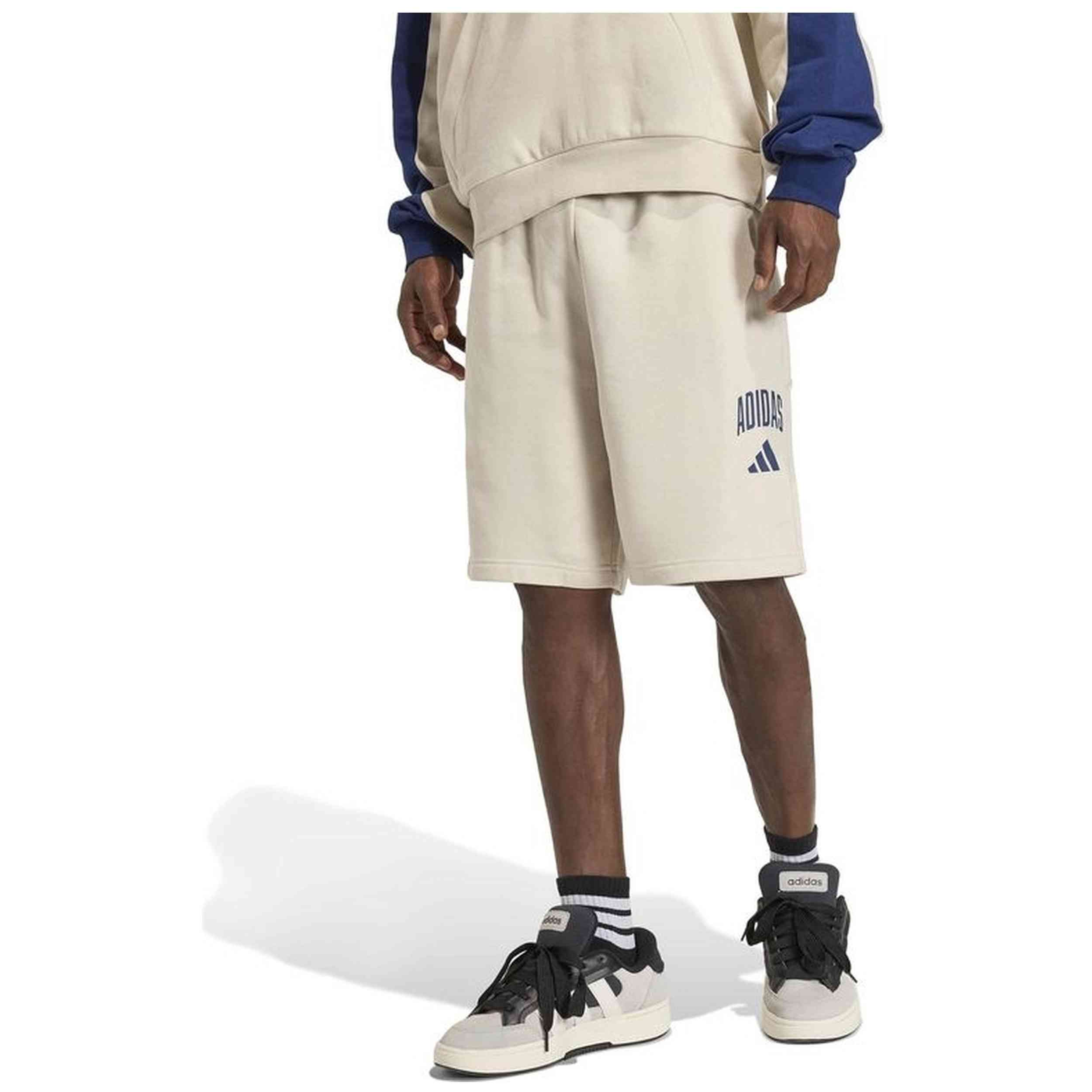 Conjunto Adidas modelo M Collegiate Sh en color Negro