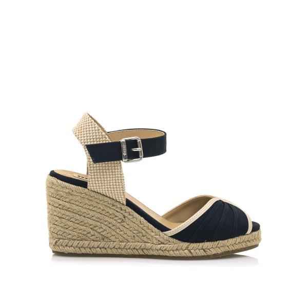Espartos marca Mustang modelo 58396 para mujer en color marino